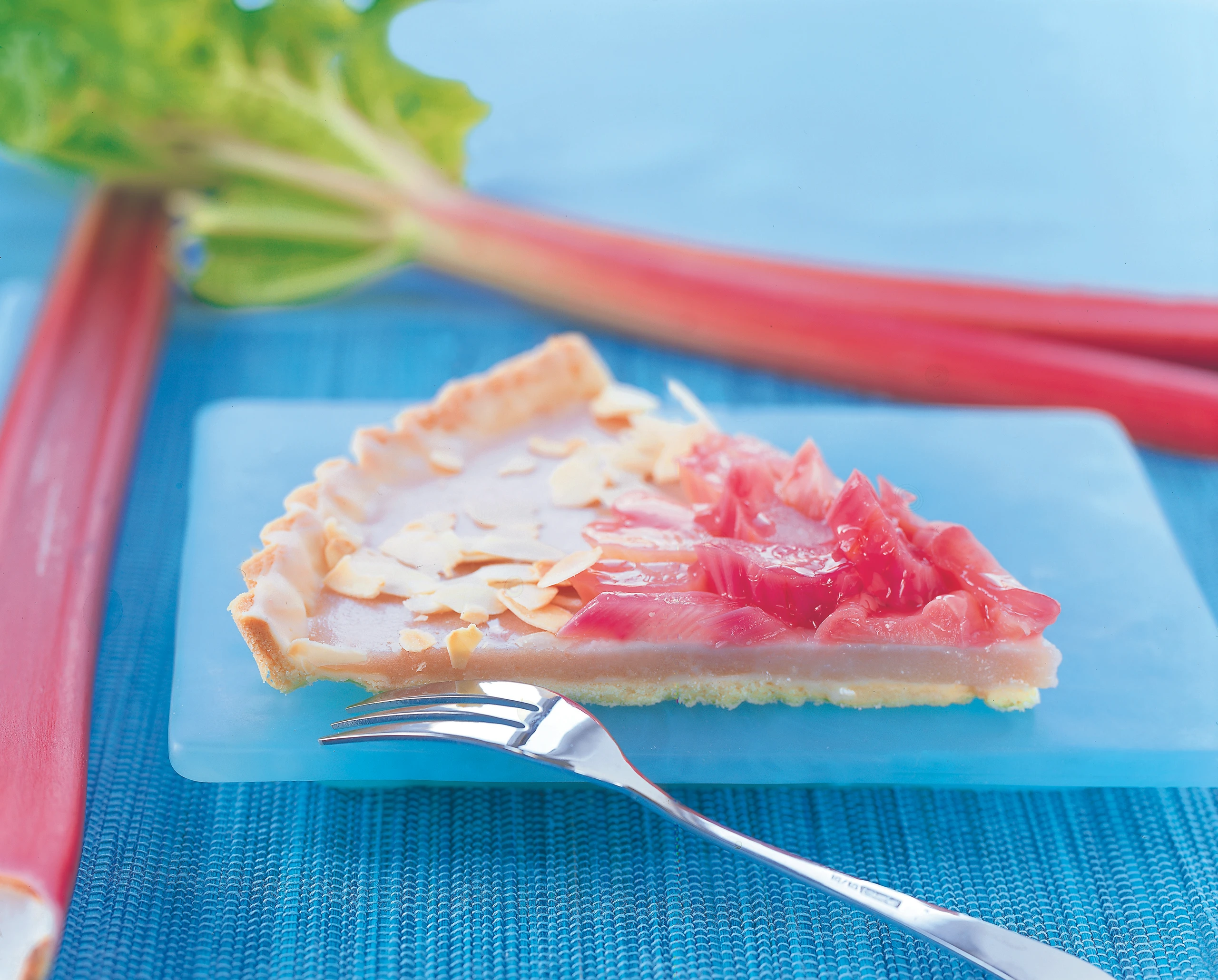 Rhabarbertarte mit Marzipan
