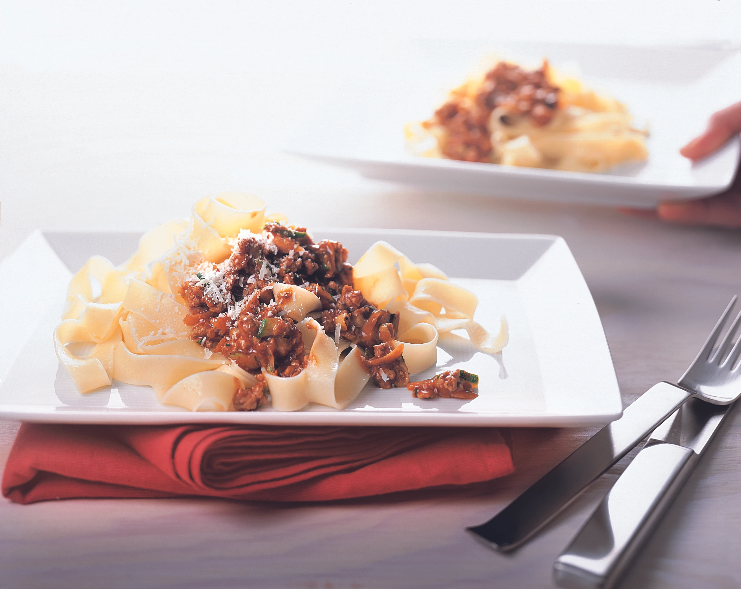 Tagliatelle mit Fleisch-Gemüsesauce