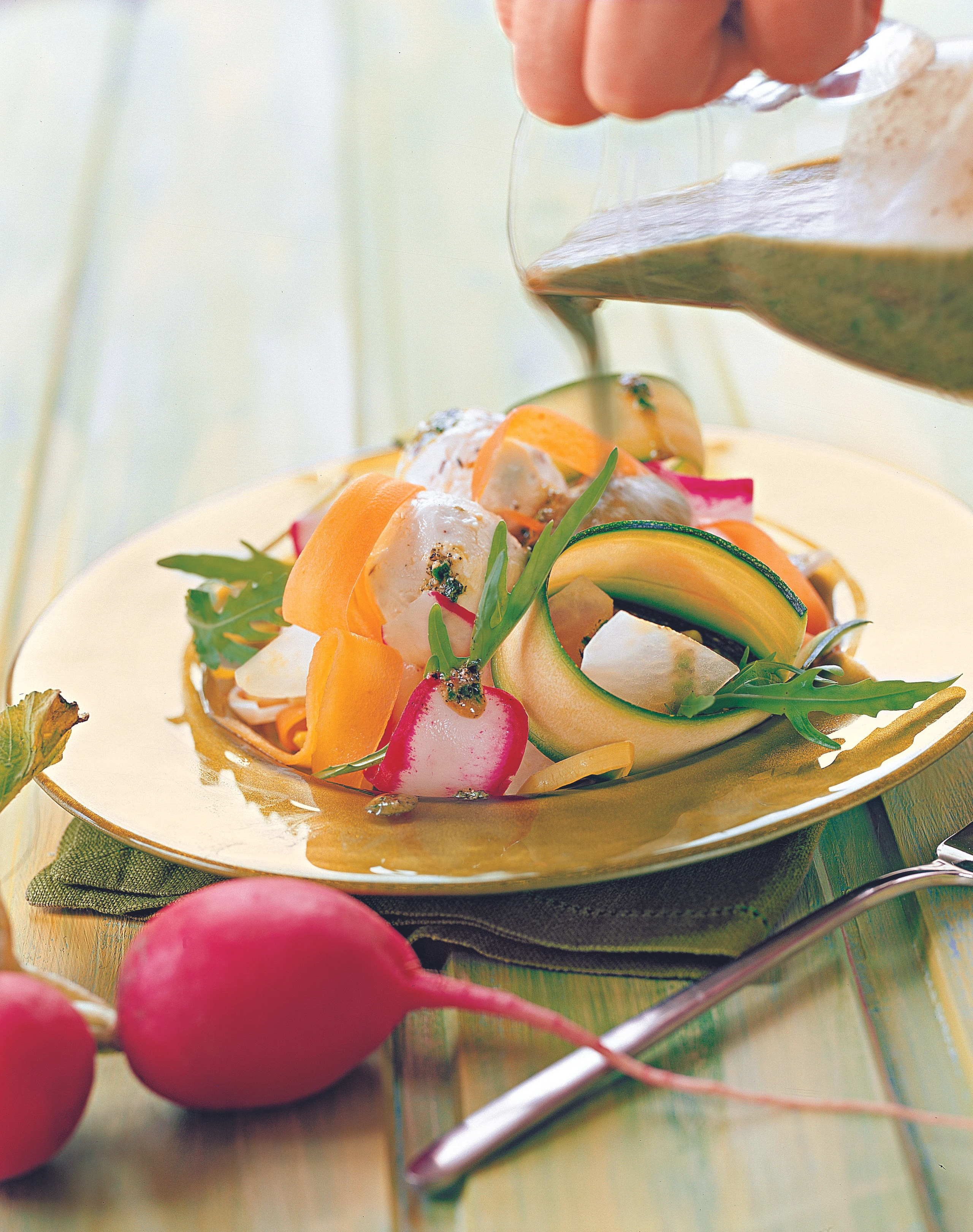 Gemüsesalat mit Petersil-Kürbiskern-Dressing