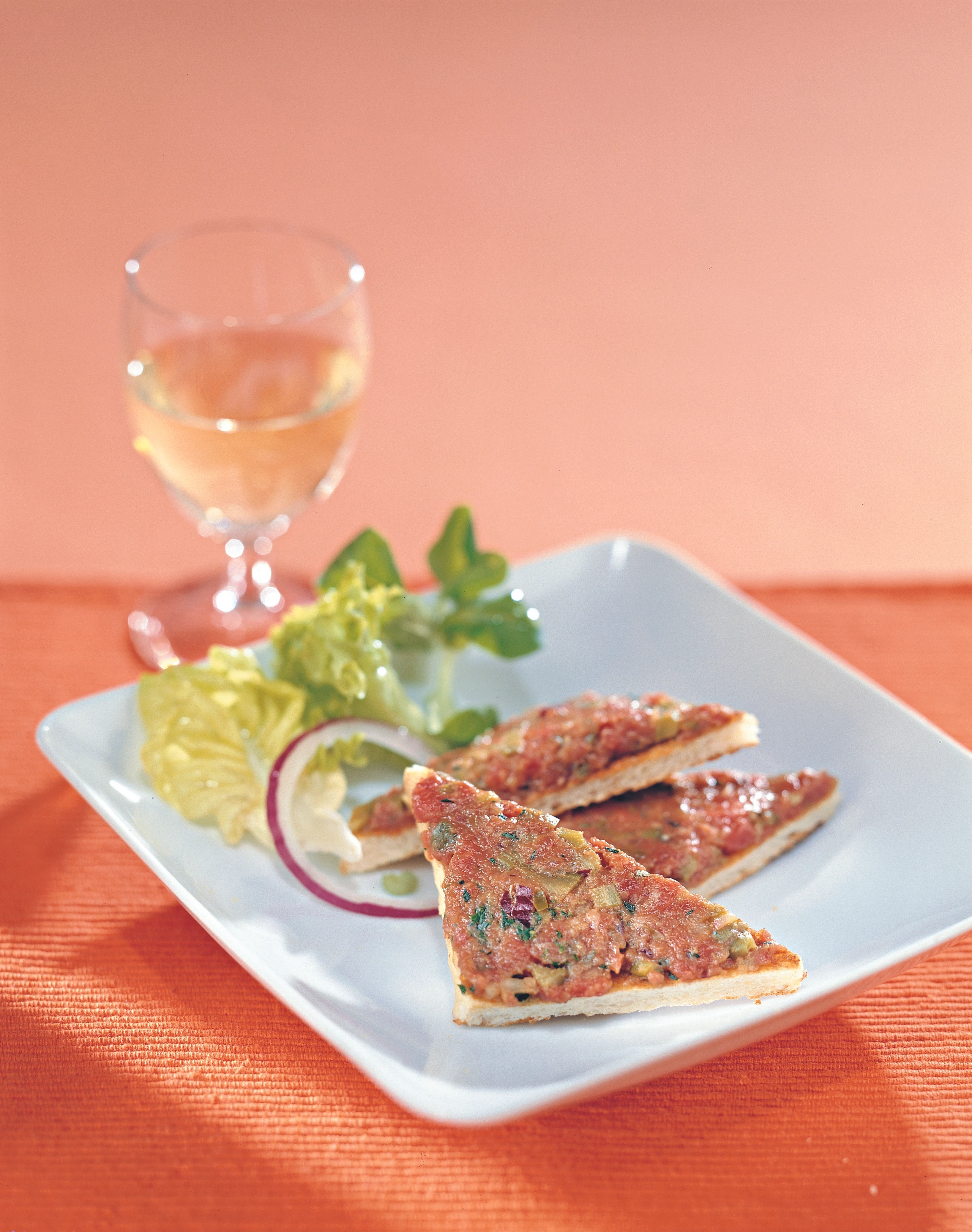 Beef-Tatar-Toasts
