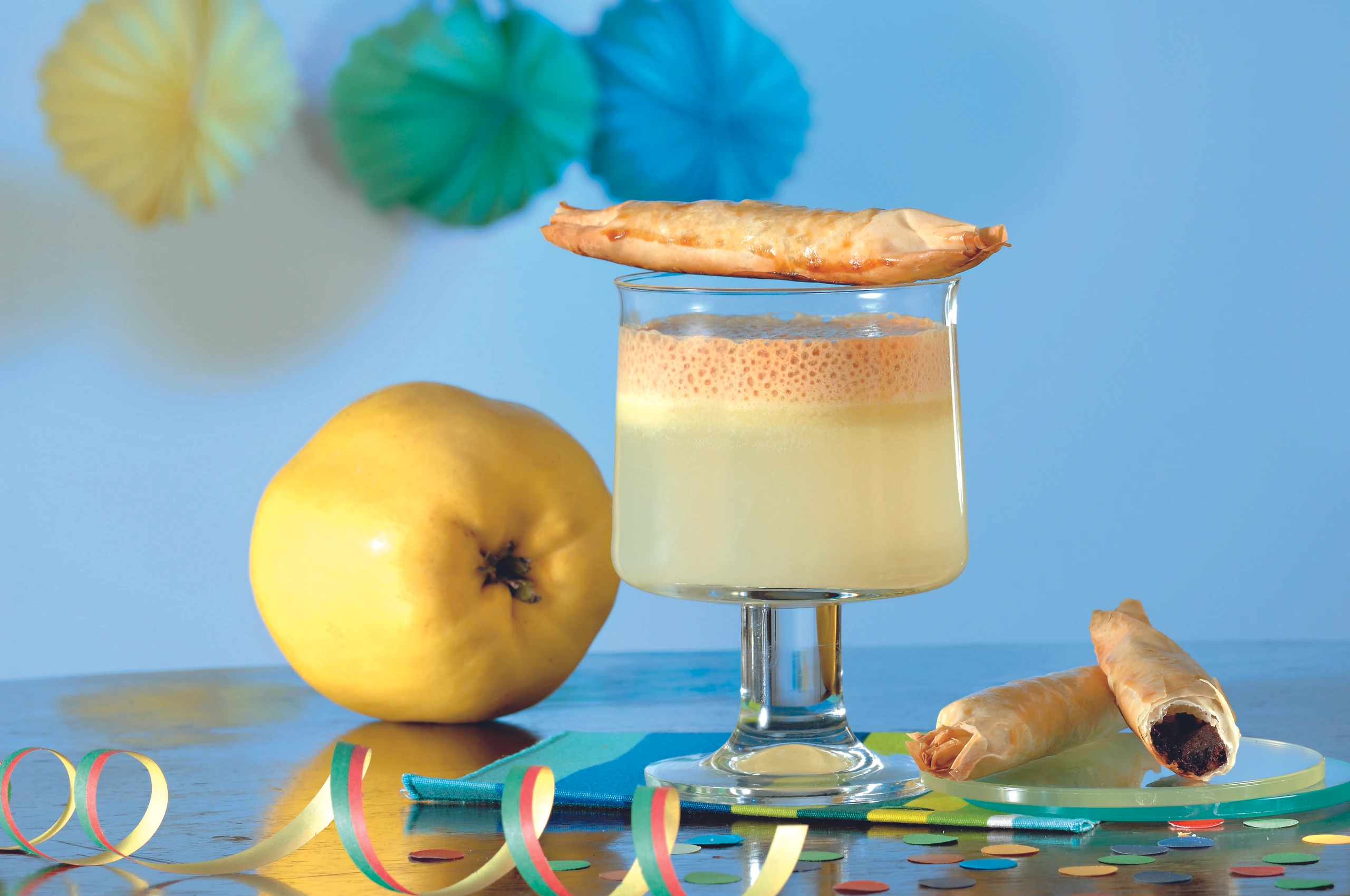 Sauerkraut-Quitten-Drink und Blunzenstrudel