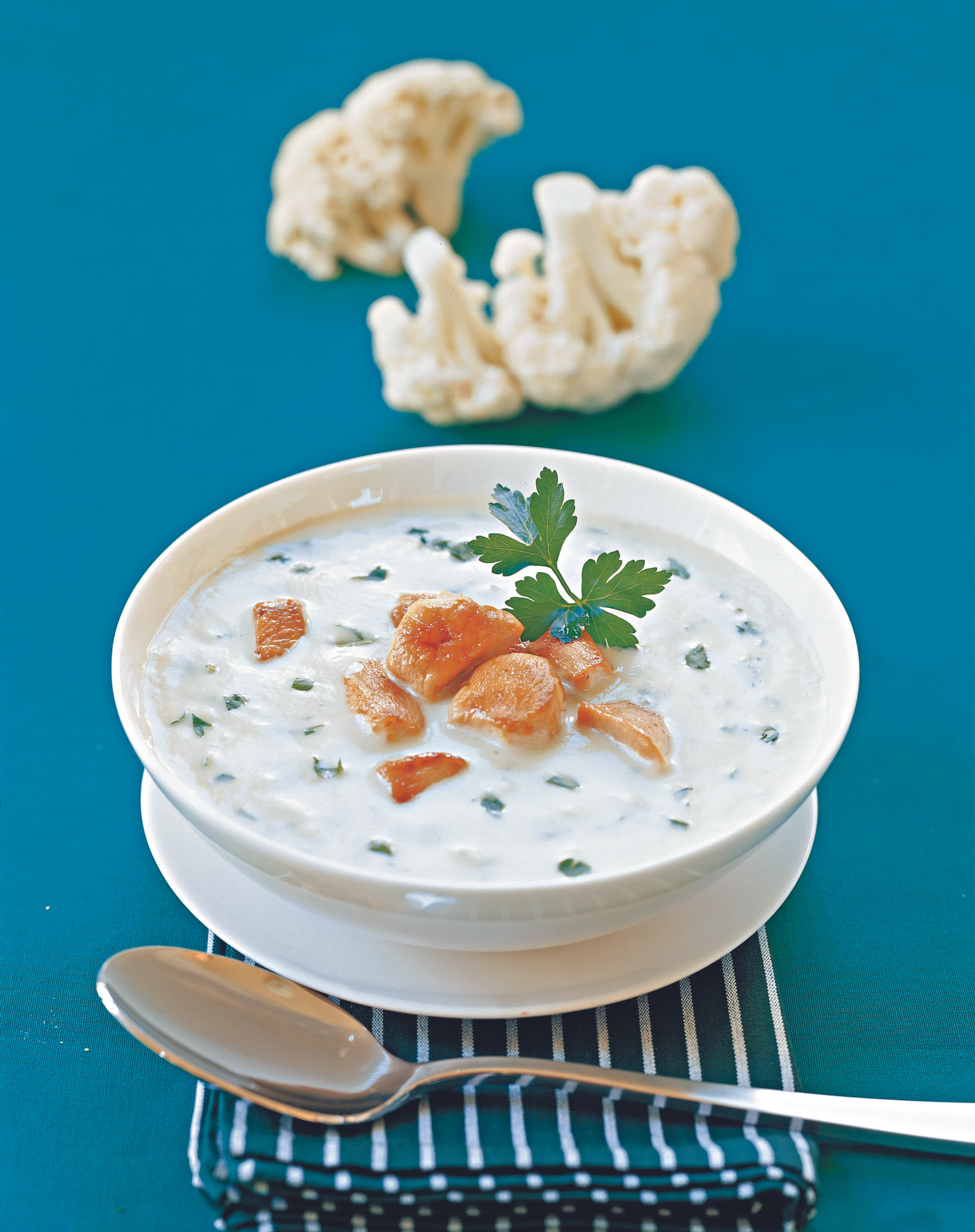 Karfiolsuppe mit Huhn
