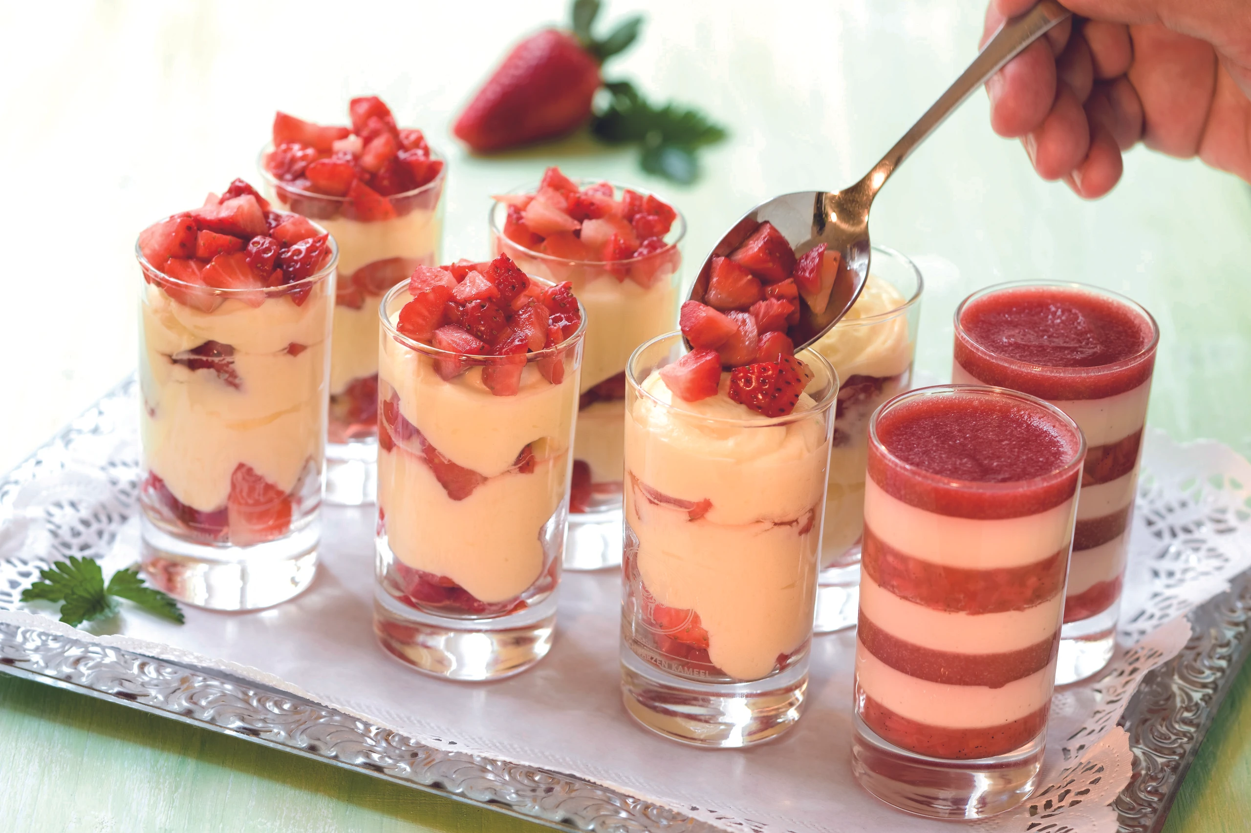 Vanillecreme mit Erdbeeren