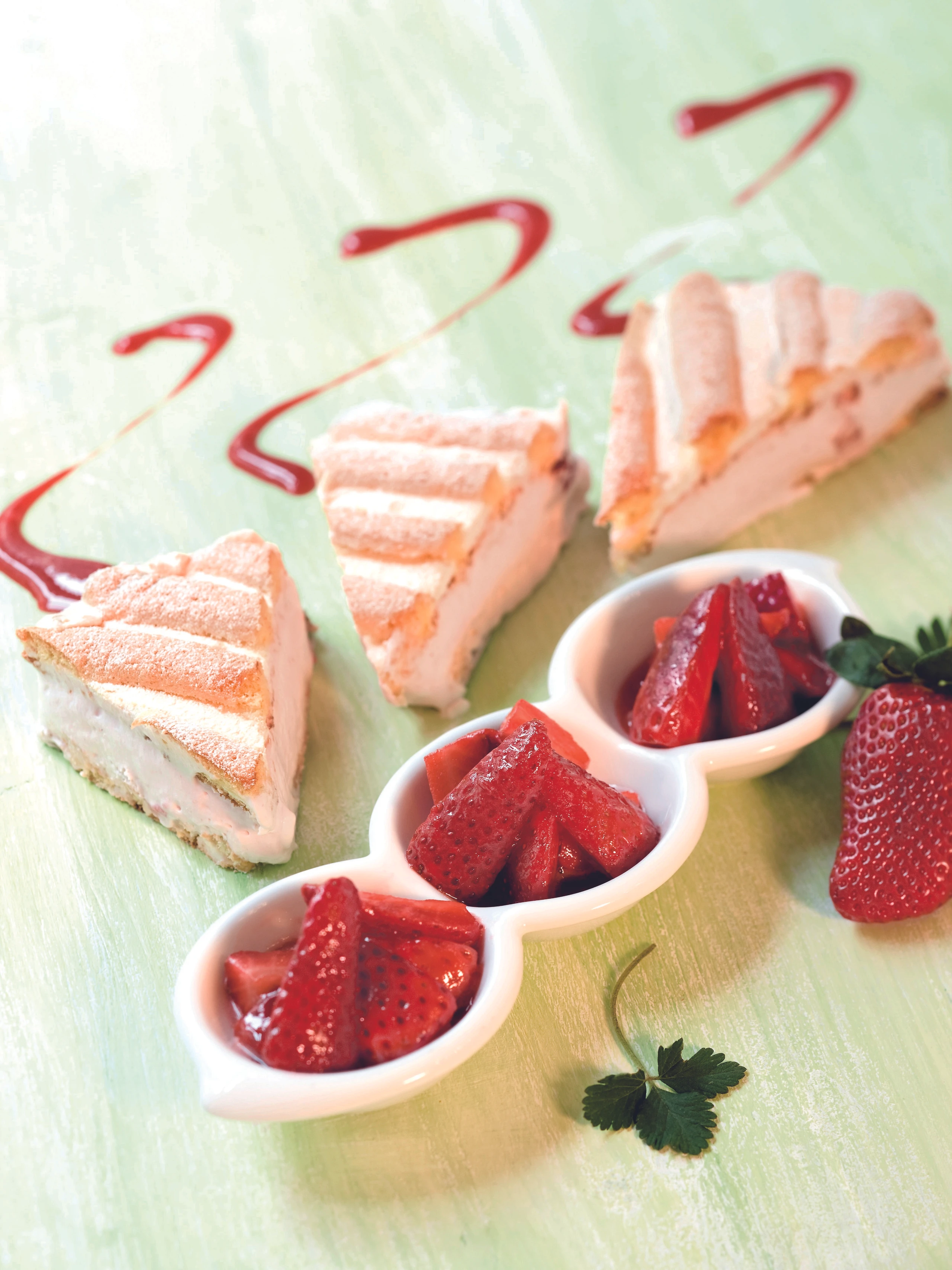 Erdbeer-Kardinaltorte