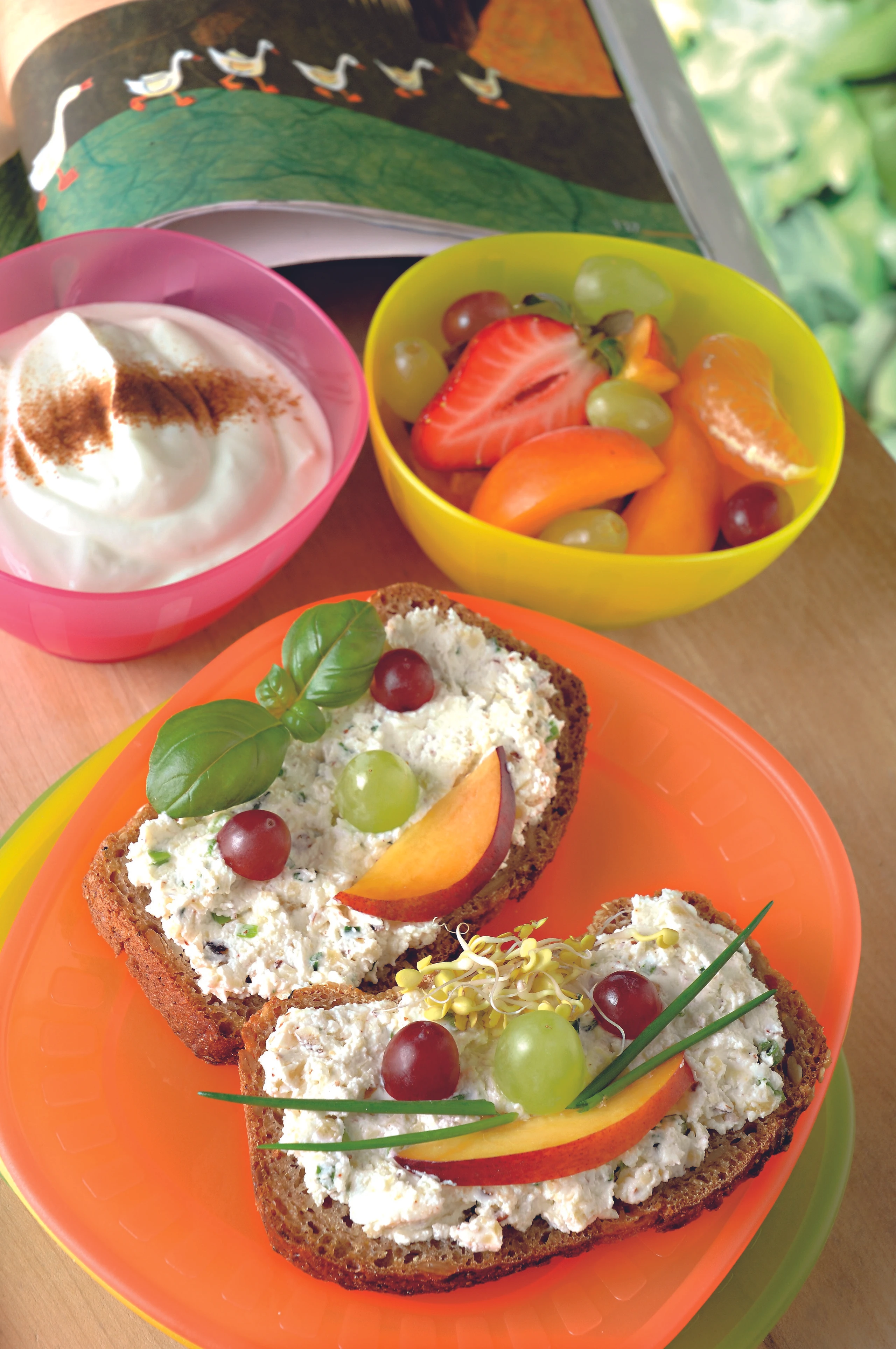 Vanillecreme mit Früchtemix