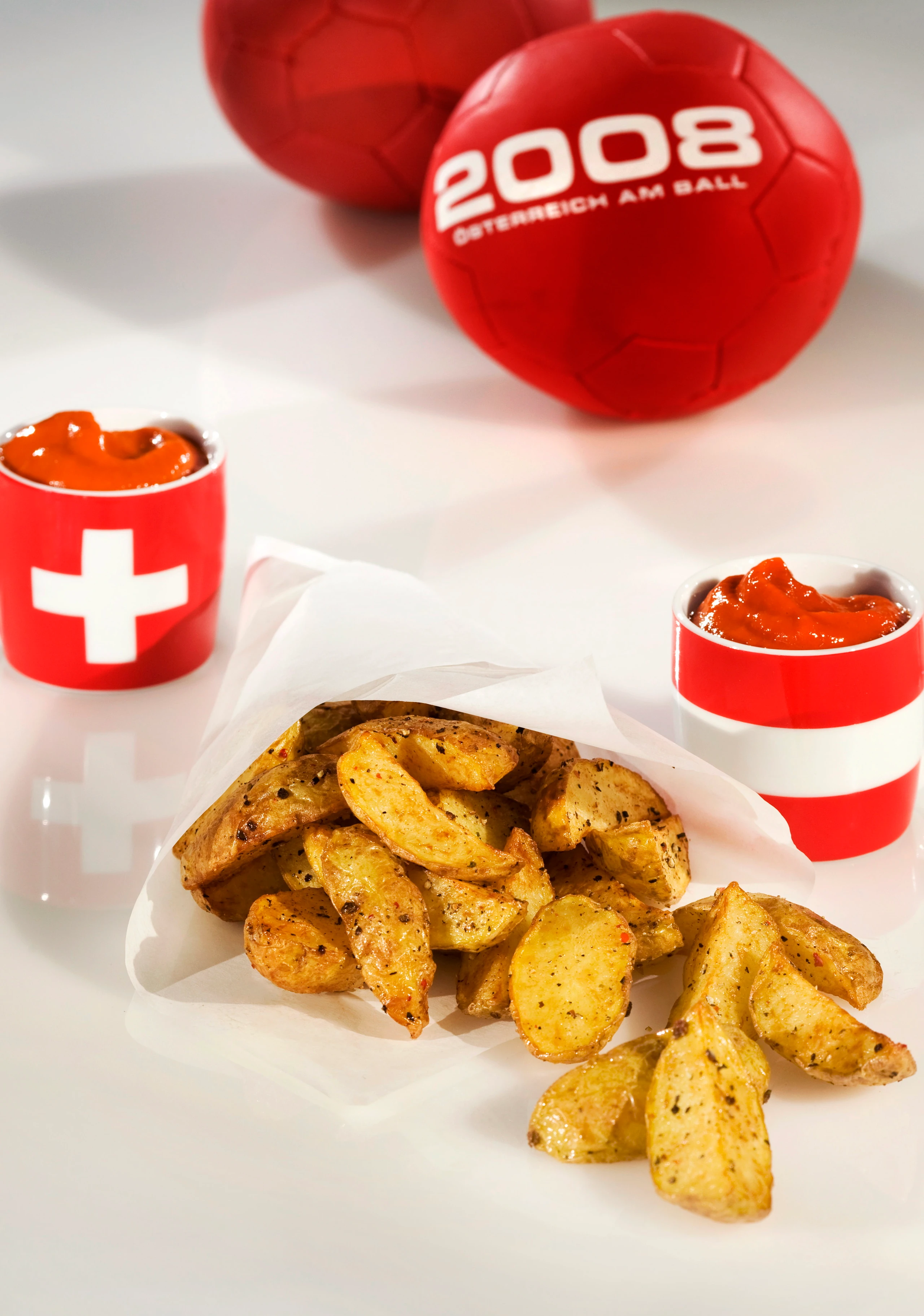 Gepfefferte Pommes mit Paprika-Ketchup