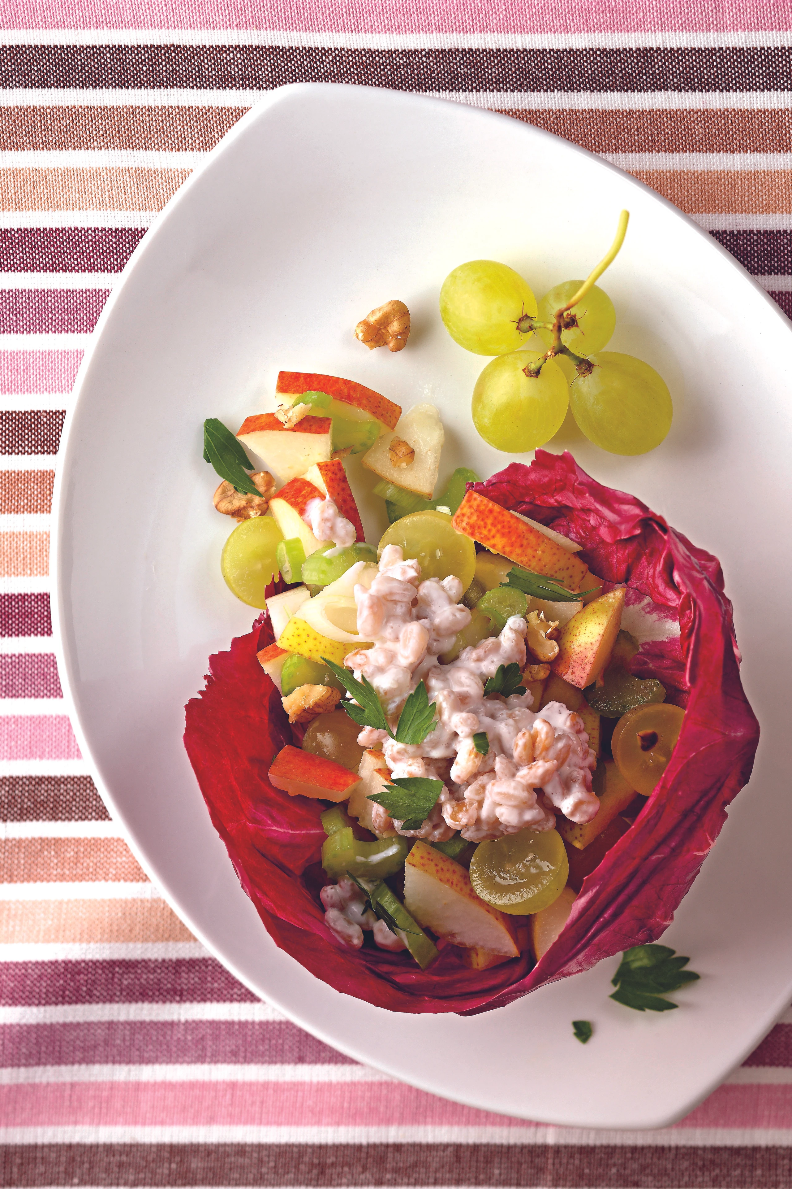 Birnen-Salat mit Joghurt-Getreidereis