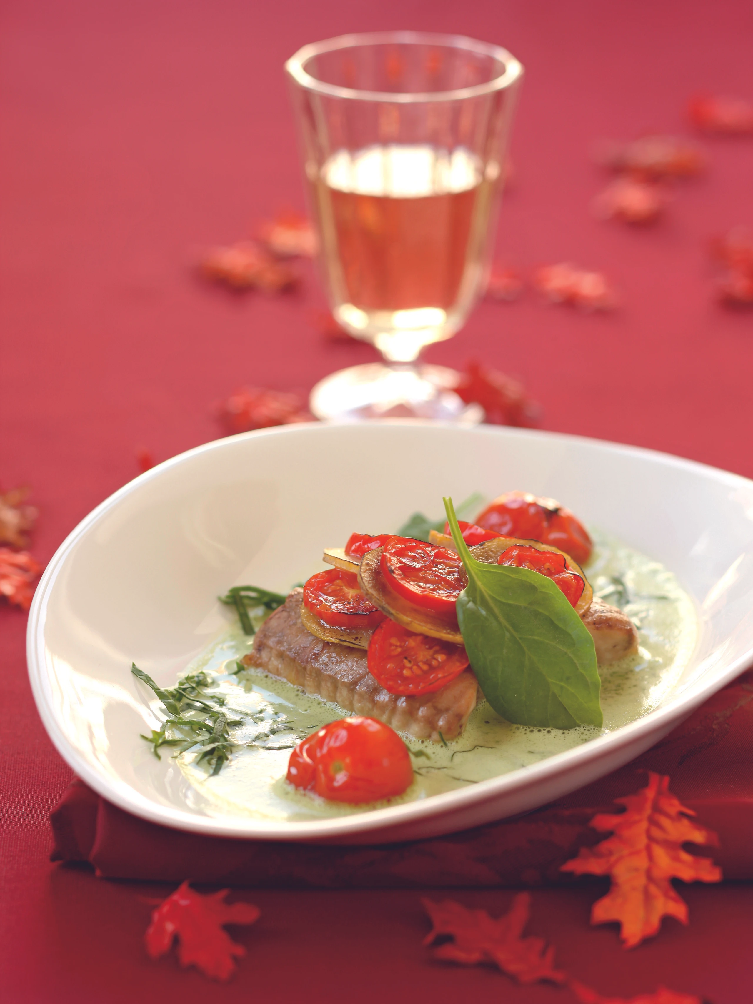Welsfilet mit Erdäpfel-Paradeiskruste