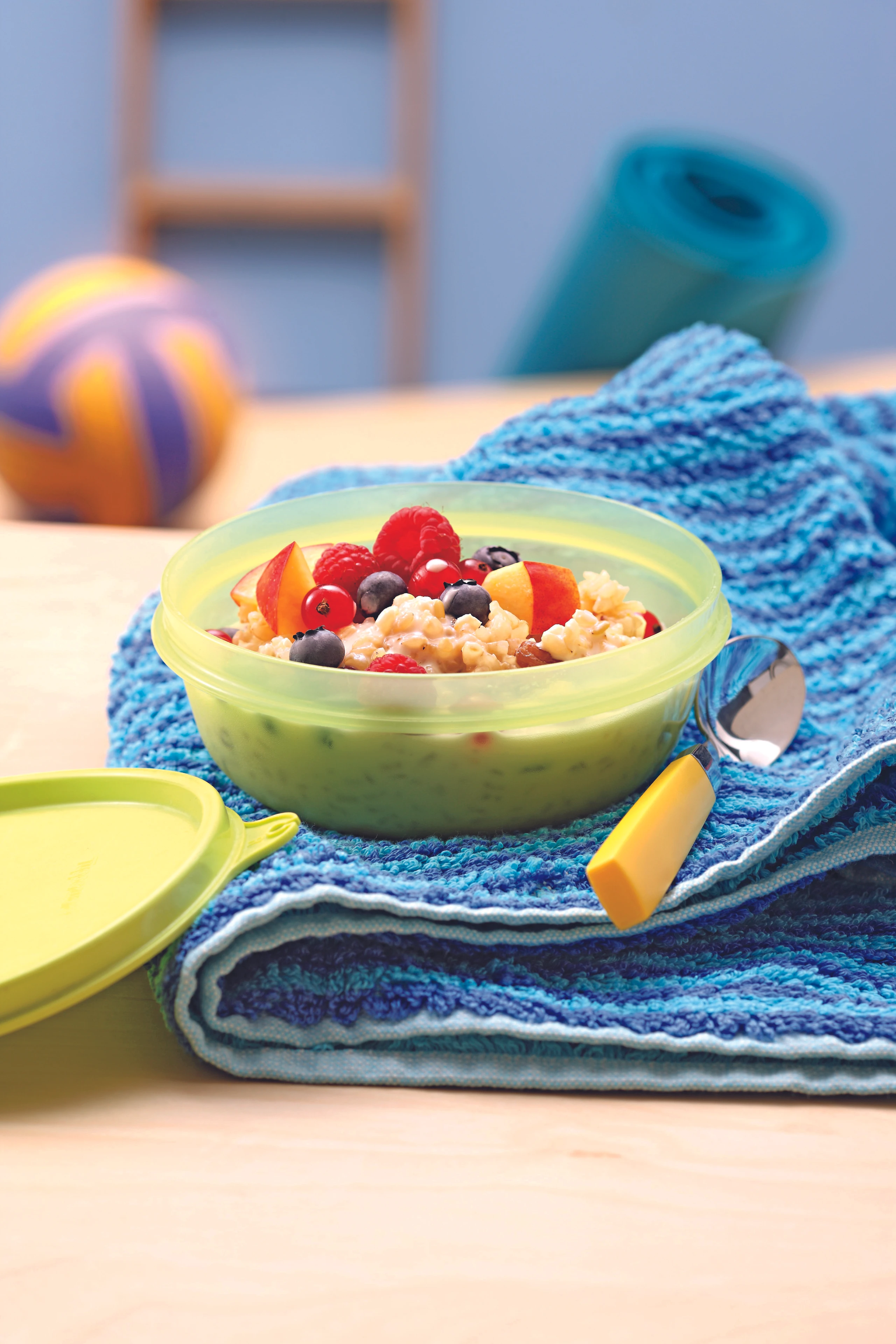 Milchreis mit Fruchtsalat