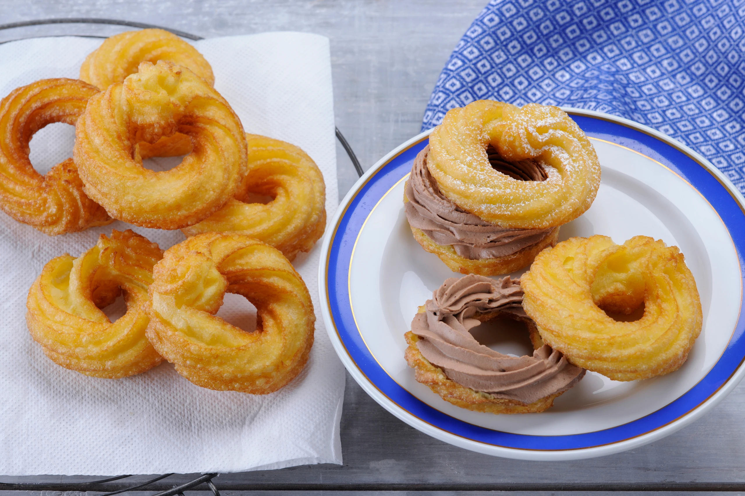 Gefüllte Brandteigringe