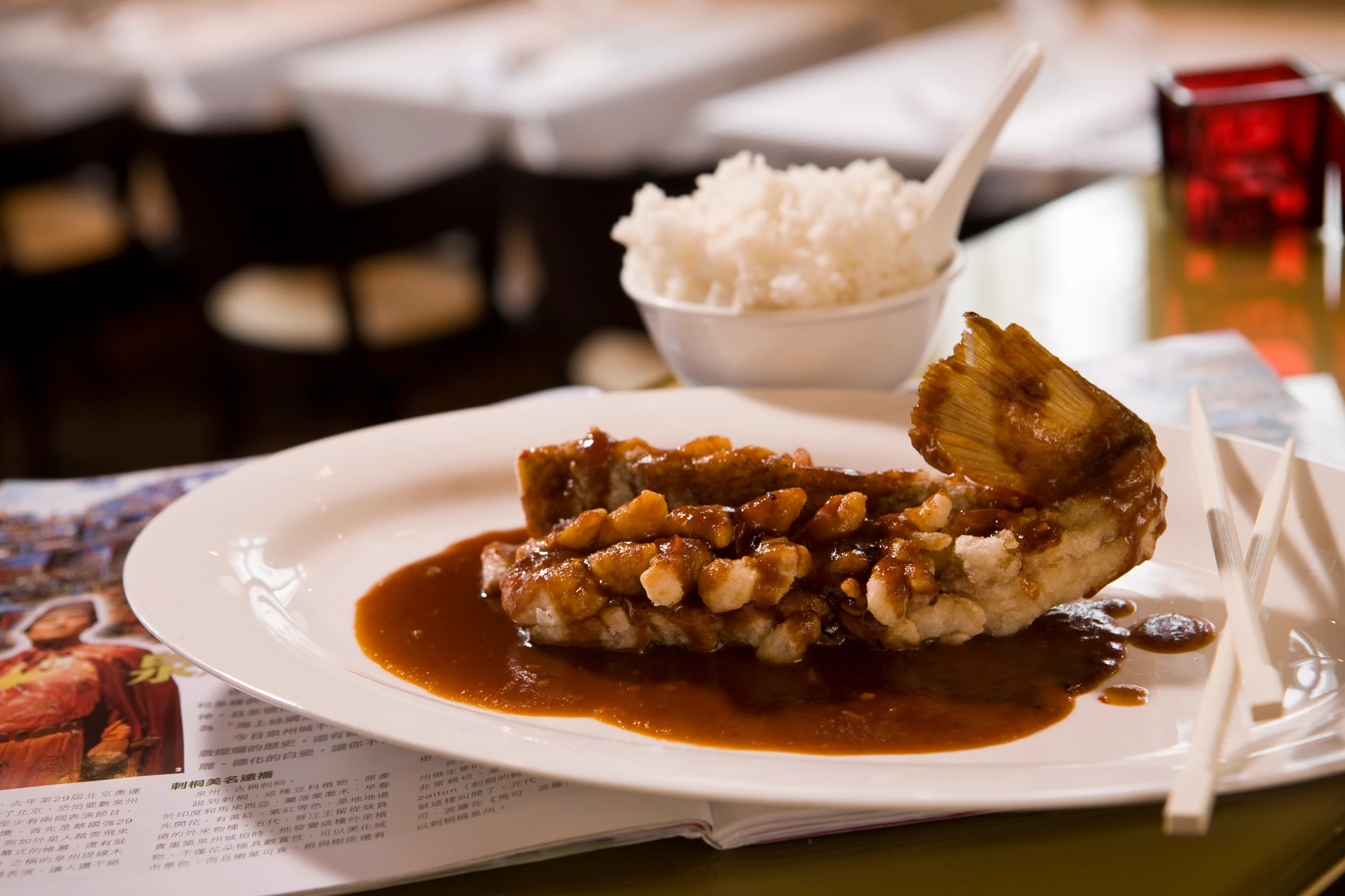 Traubenfisch in süß-saurer Sauce