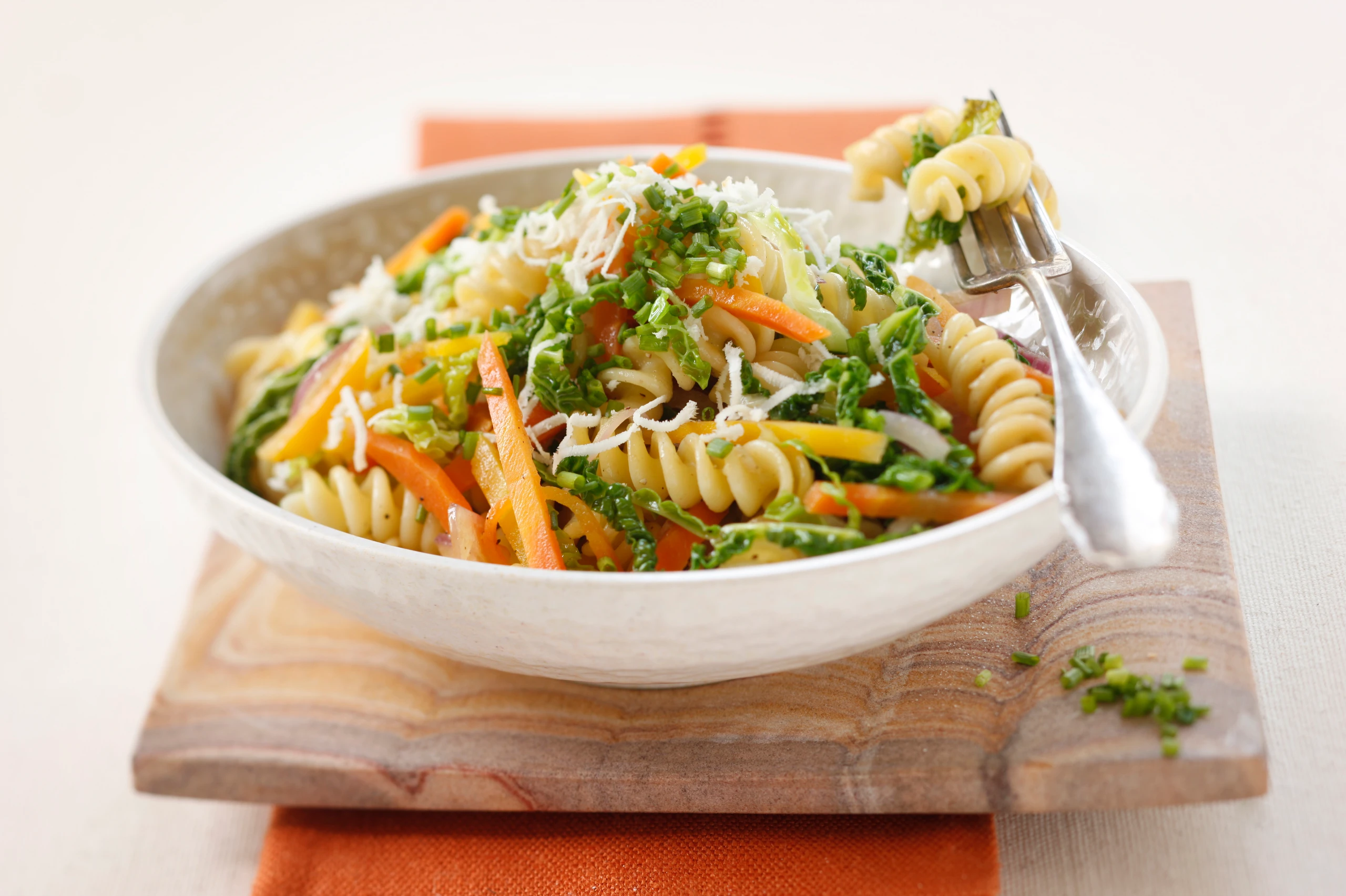 Fusilli mit Wurzelgemüse, Kohl und Kren