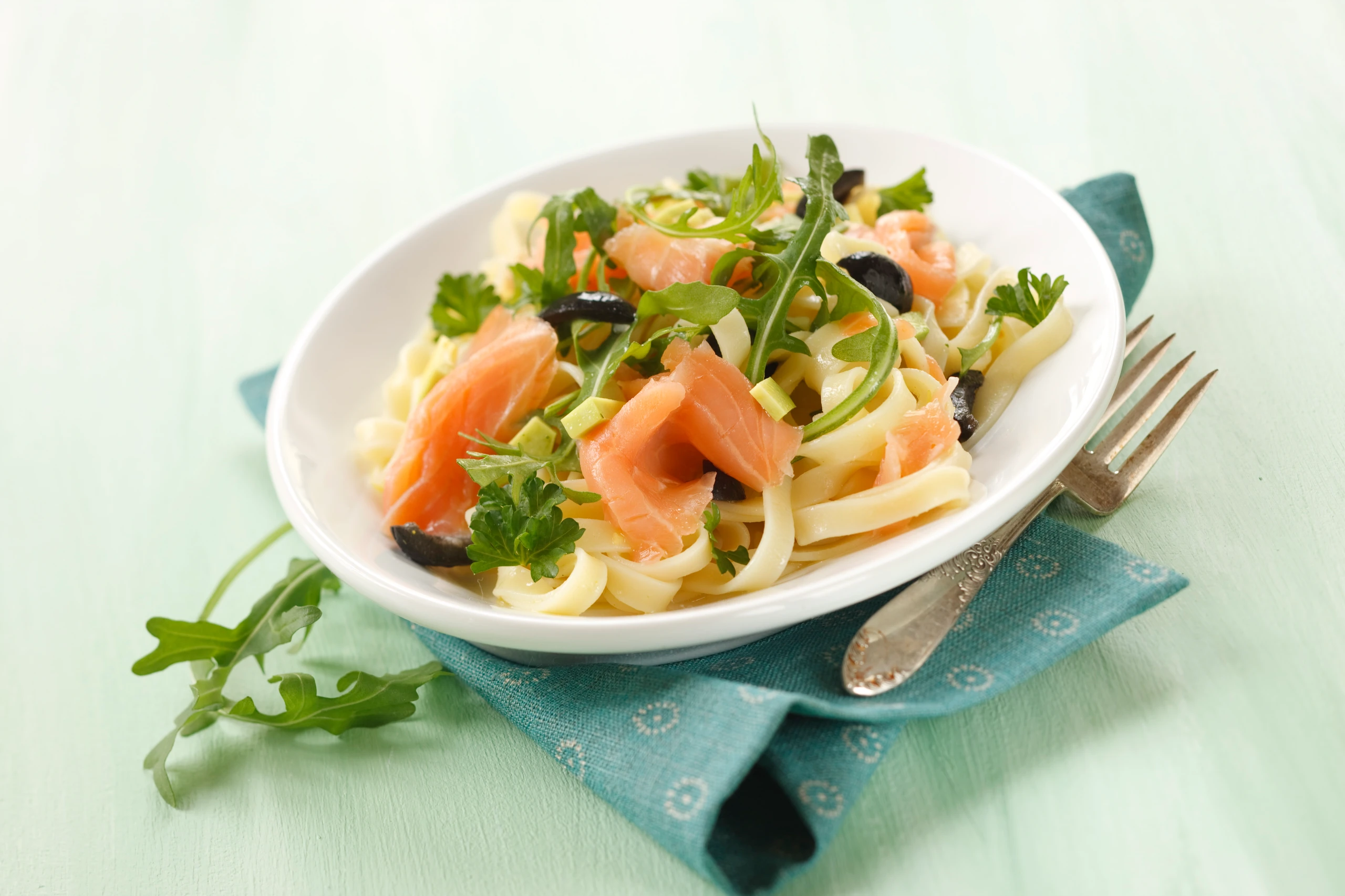 Tagliatelle mit Lachs und Avocado
