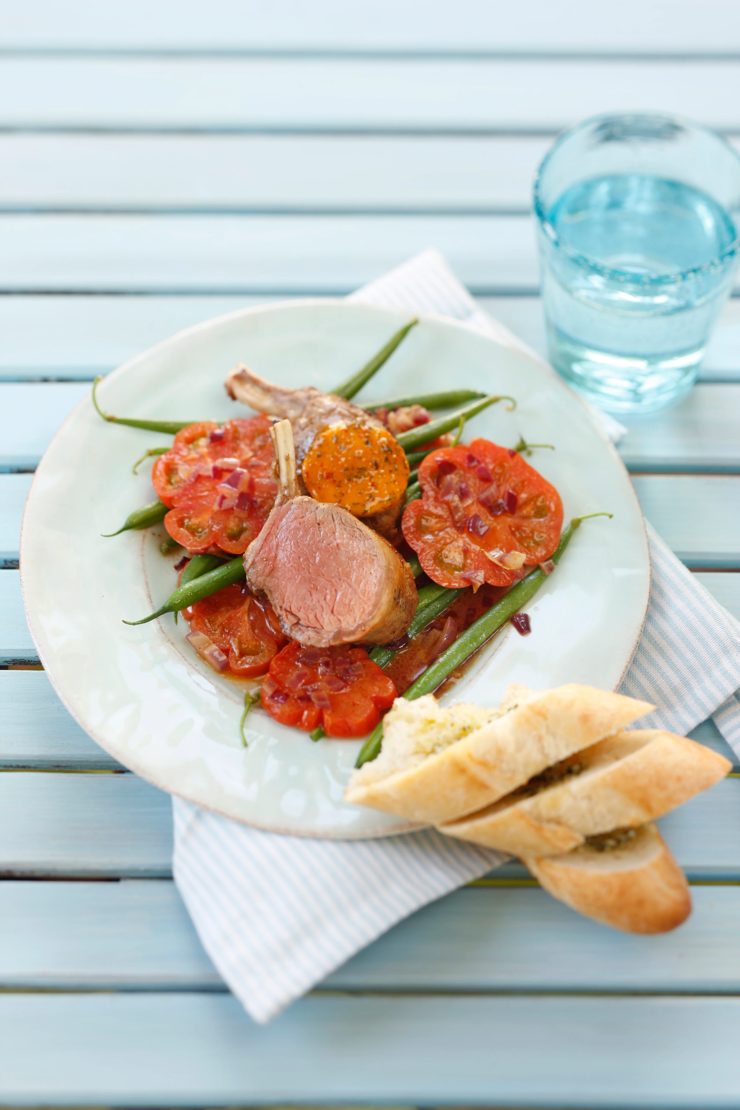 Lammkoteletts mit Barbecue-Butter