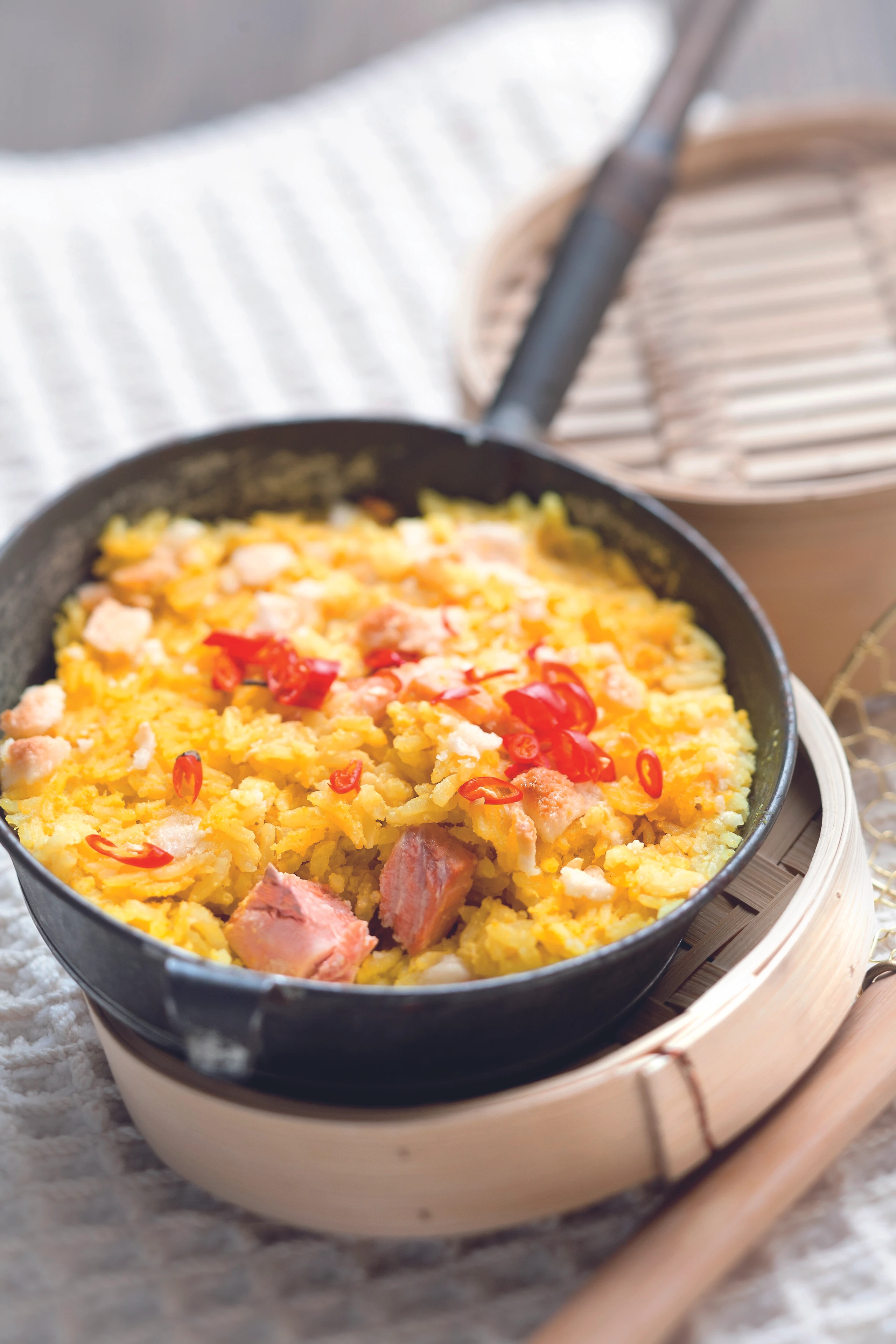 Reisauflauf mit Lachs und Curry