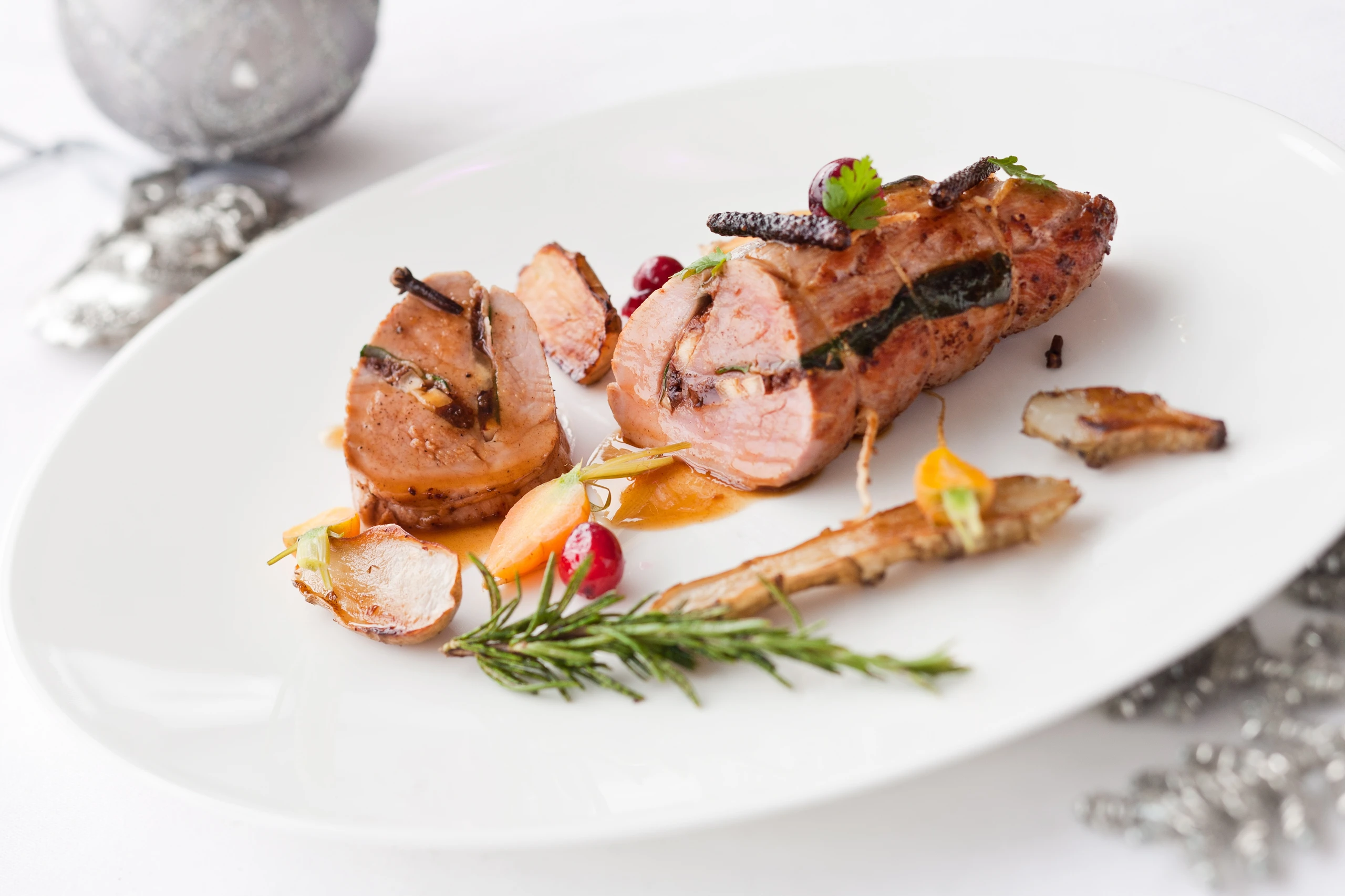 Schweinsfilet mit Kletzenbrotfülle