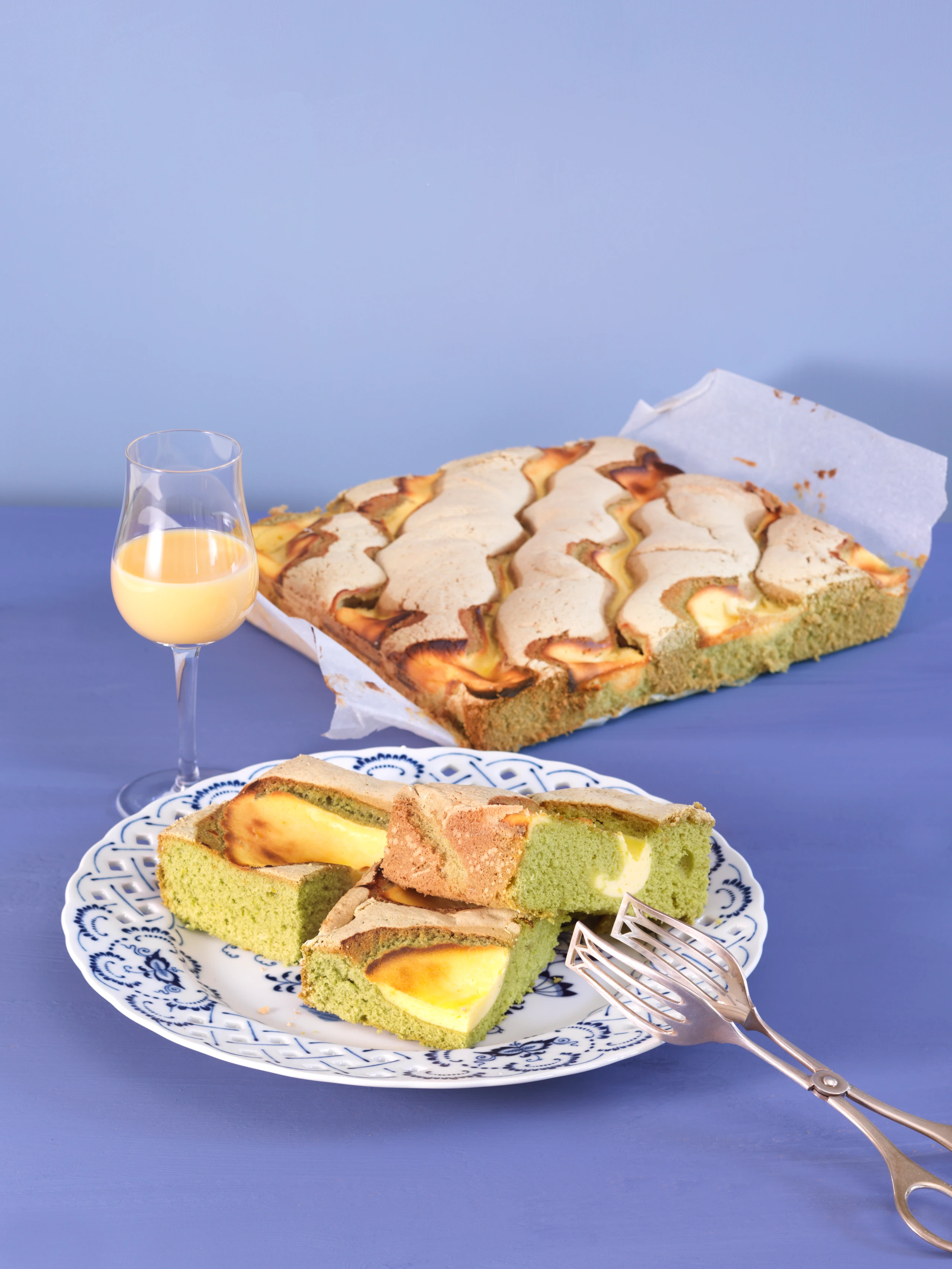 Kürbiskernöl-Eierlikör-Kuchen