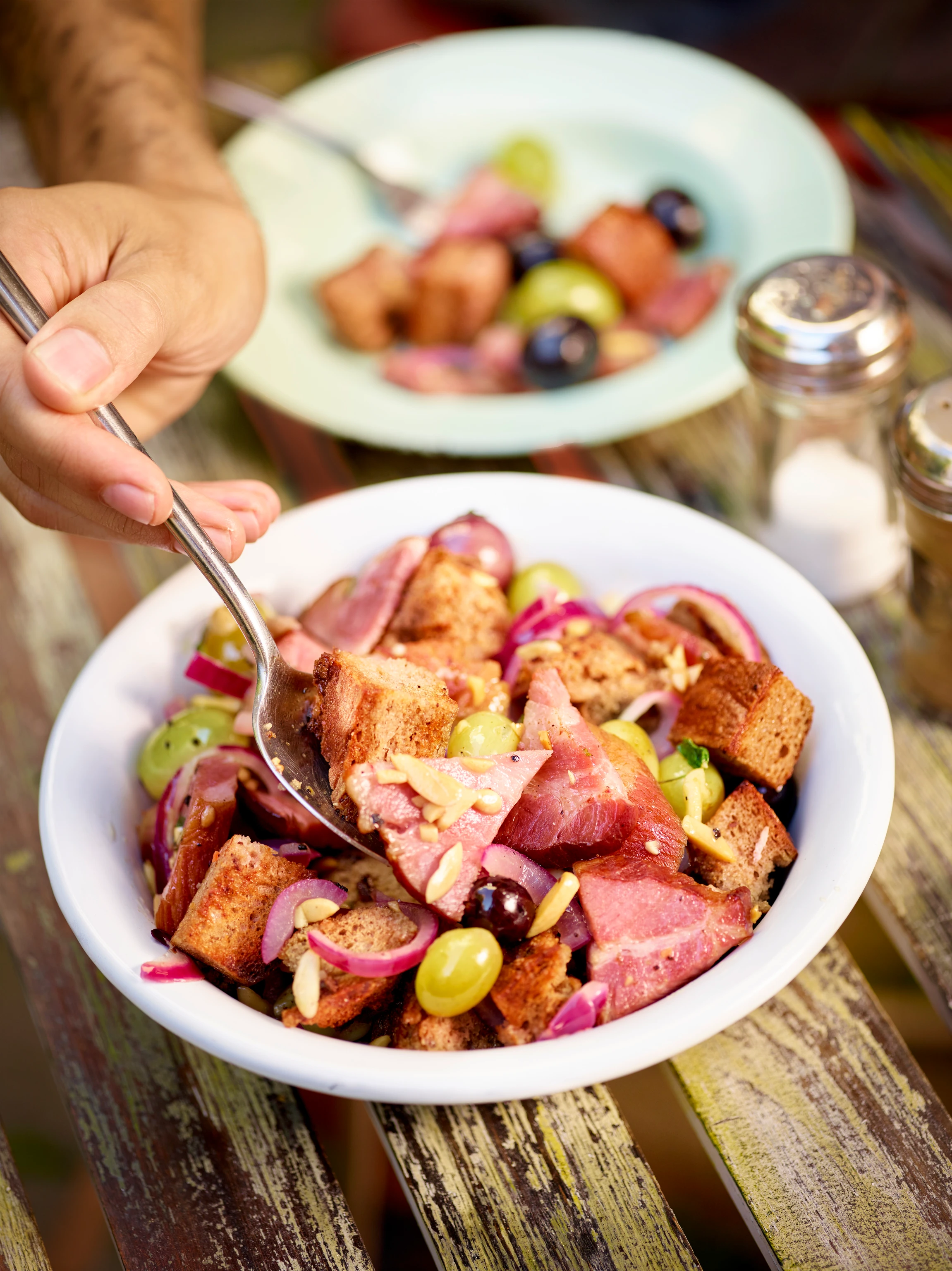 Brotsalat mit Selchfleisch