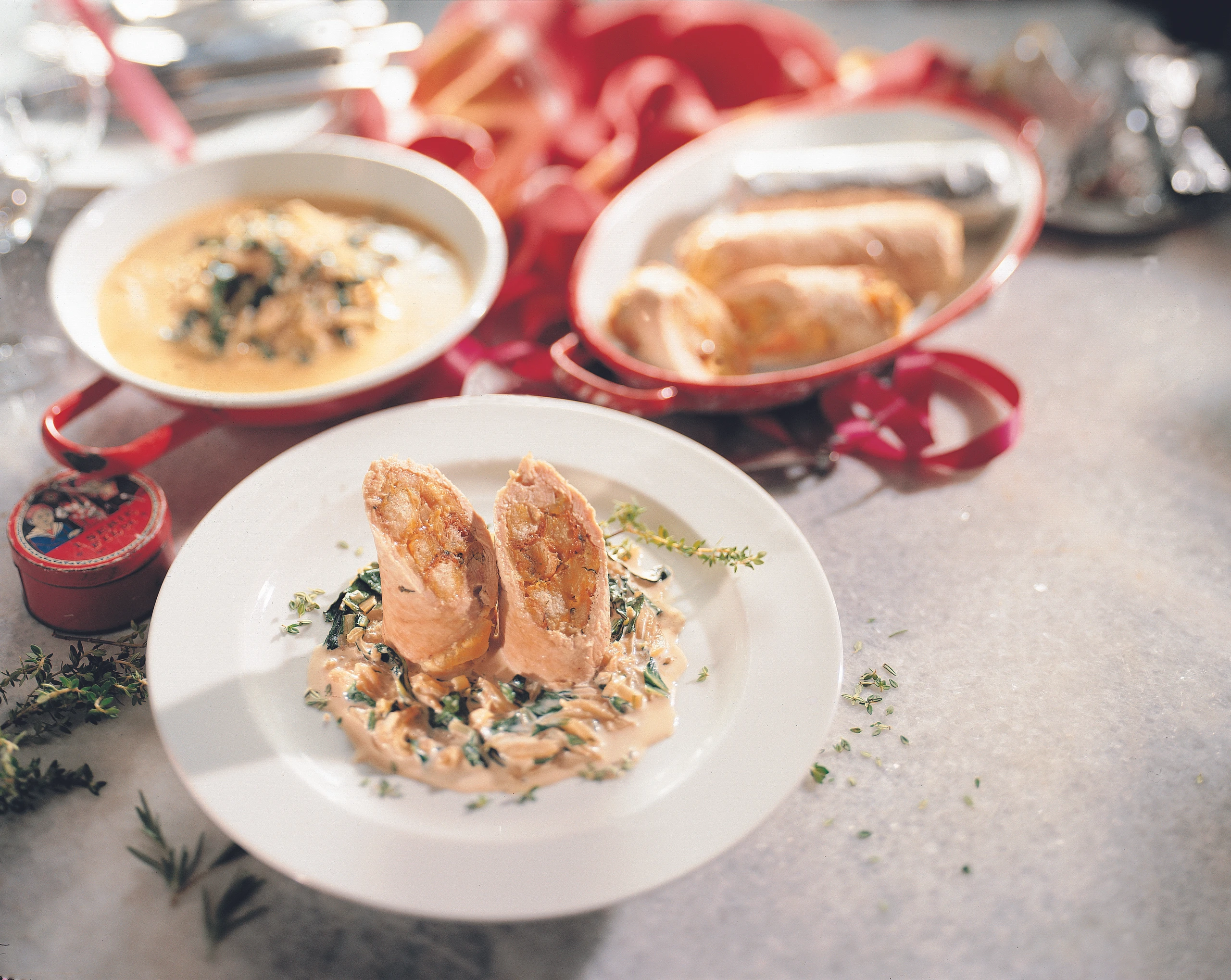 Truthahn-Roulade in der Folie mit Ingwer-Apfelfülle