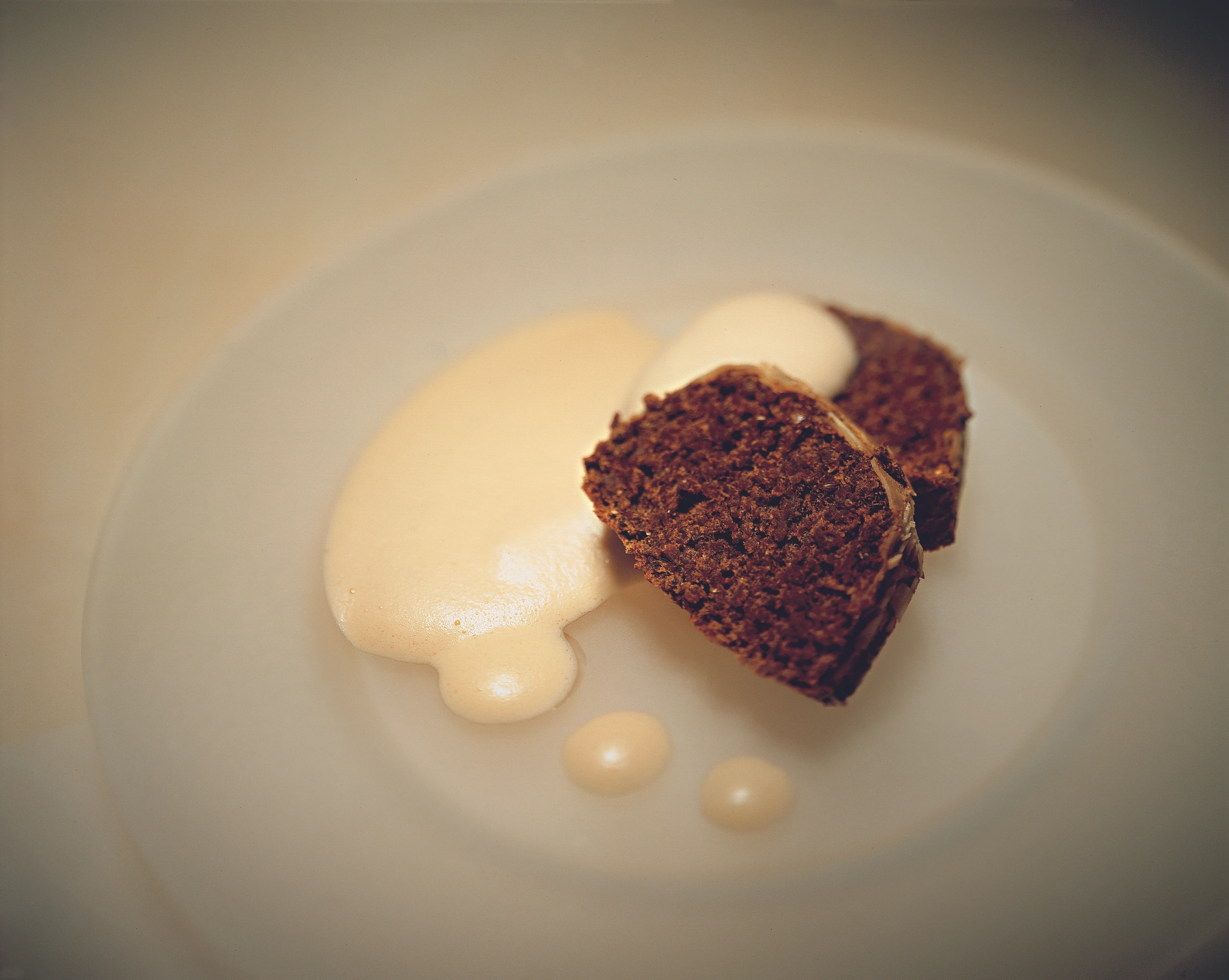 Westfälischer Brotpudding mit Biersabayon