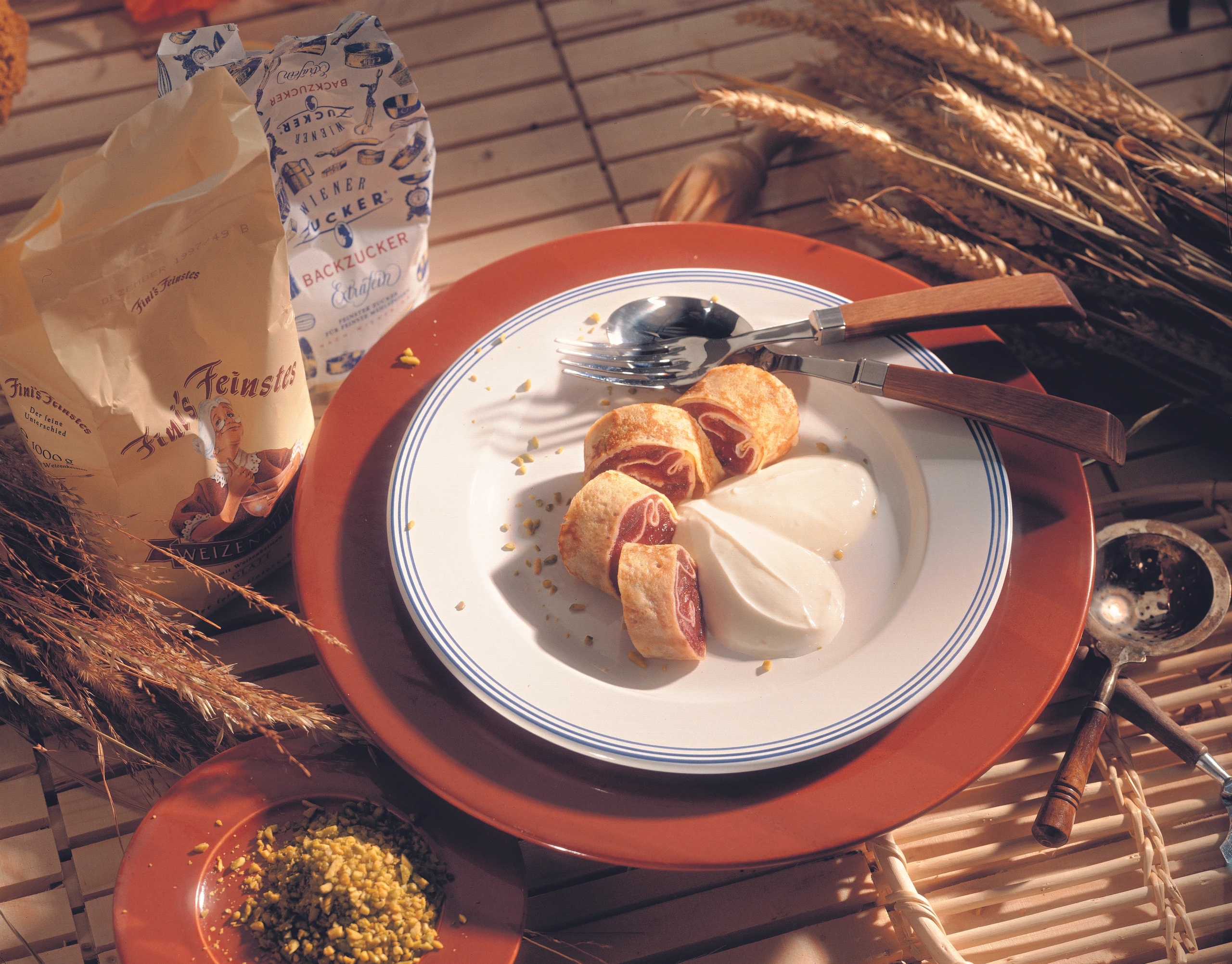 Zwetschken-Palatschinken-Rolle