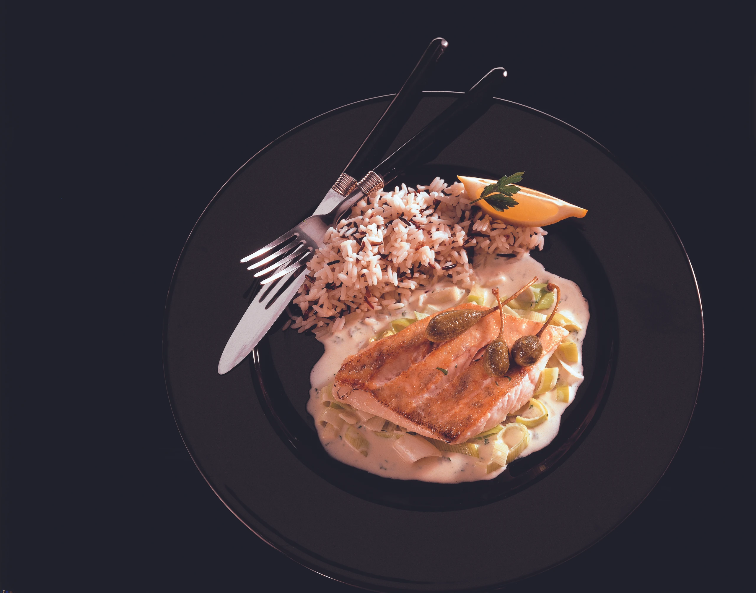 Zanderfilet mit Lauchsauce und Kapern