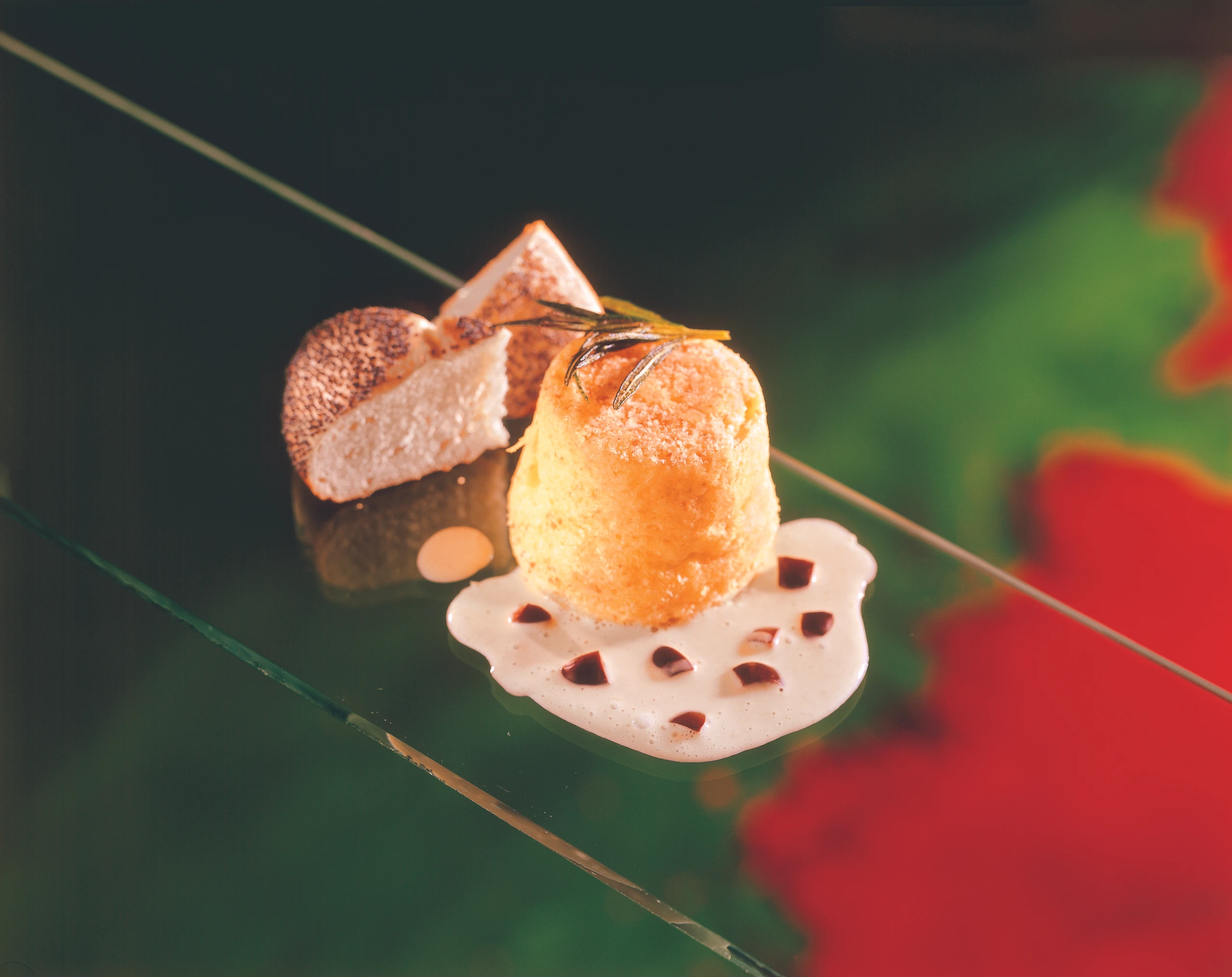 Pikante Puddings aus Schafkäse