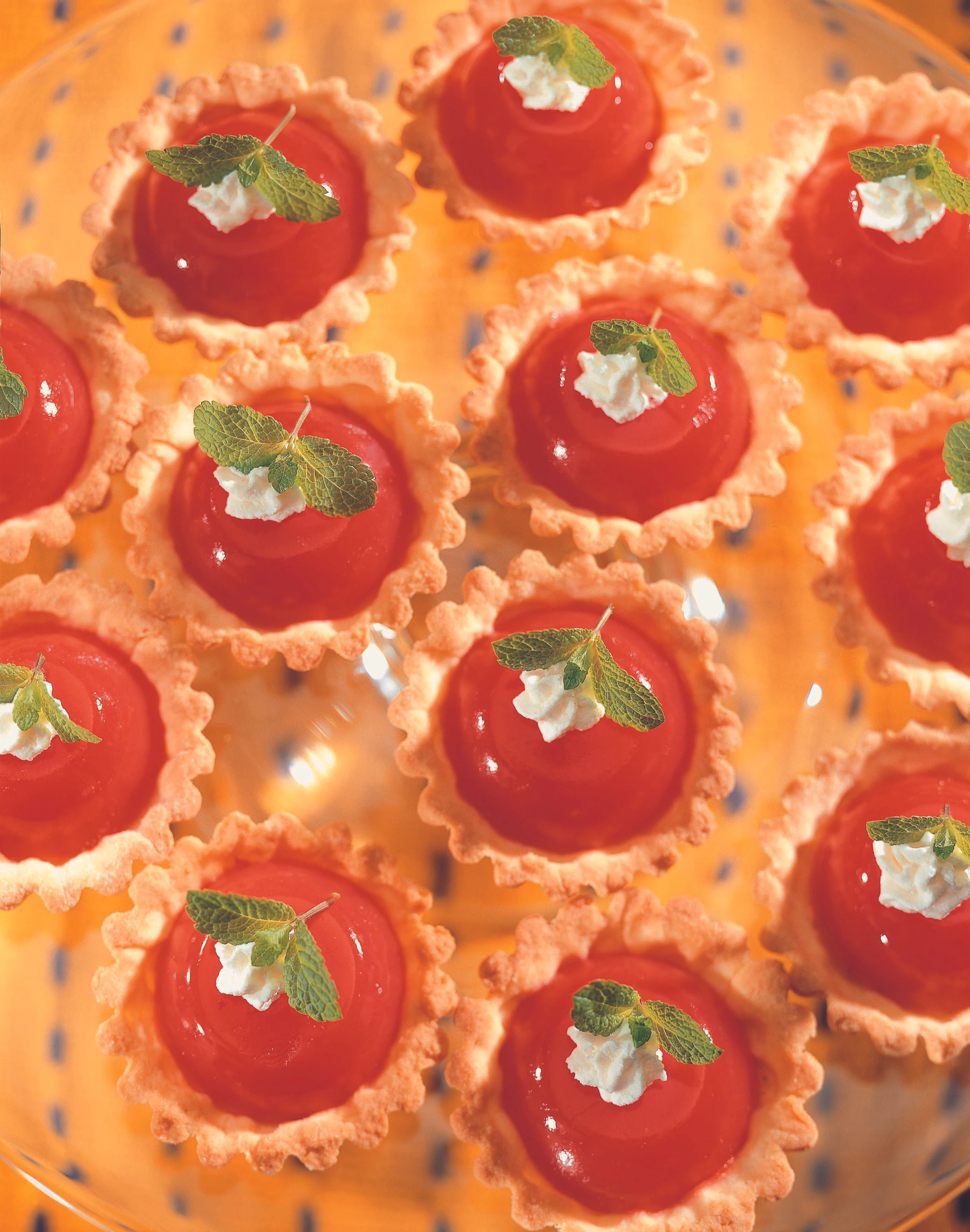 Erdbeergelee-Törtchen