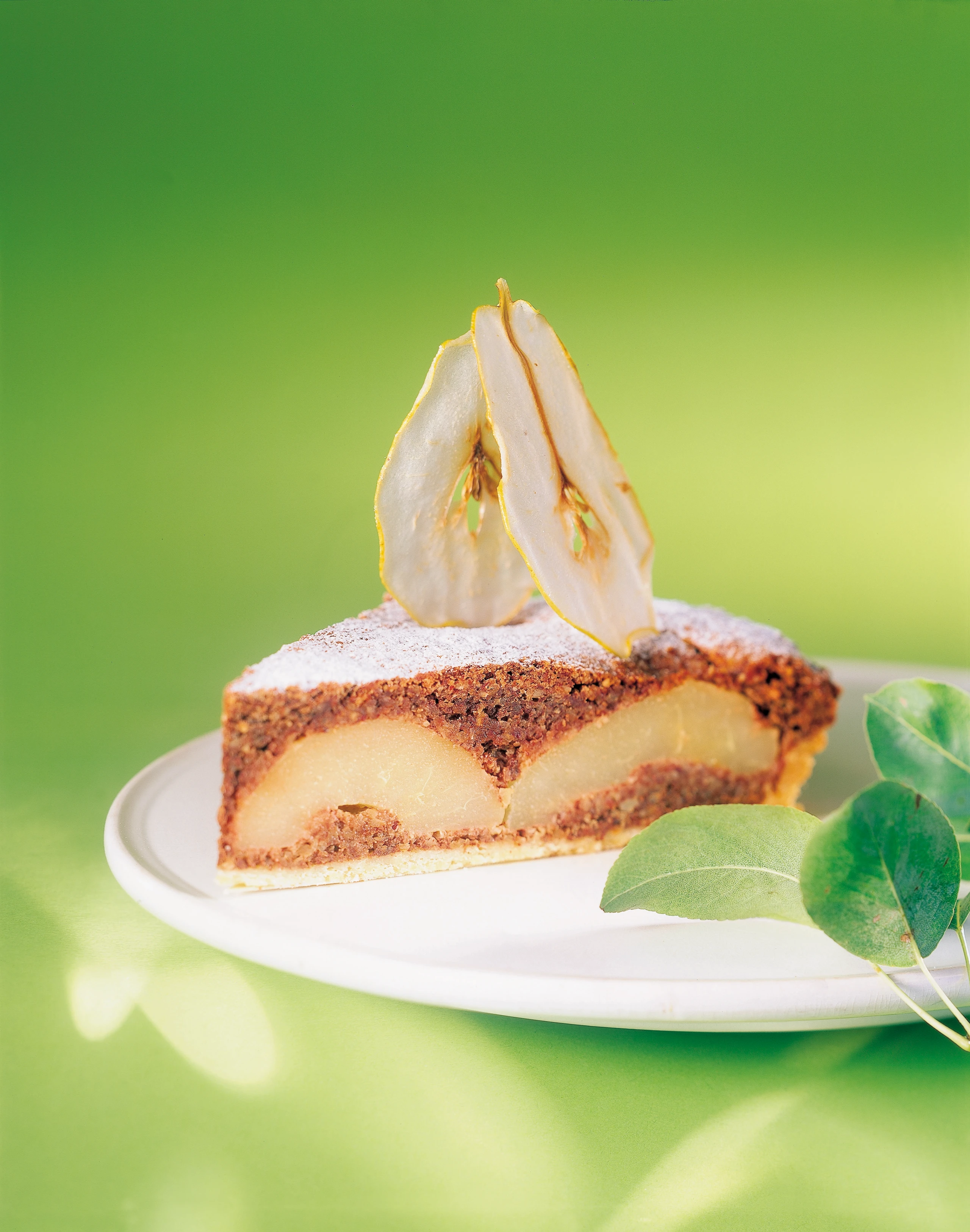 Birnen-Schokoladetarte mit Haselnüssen