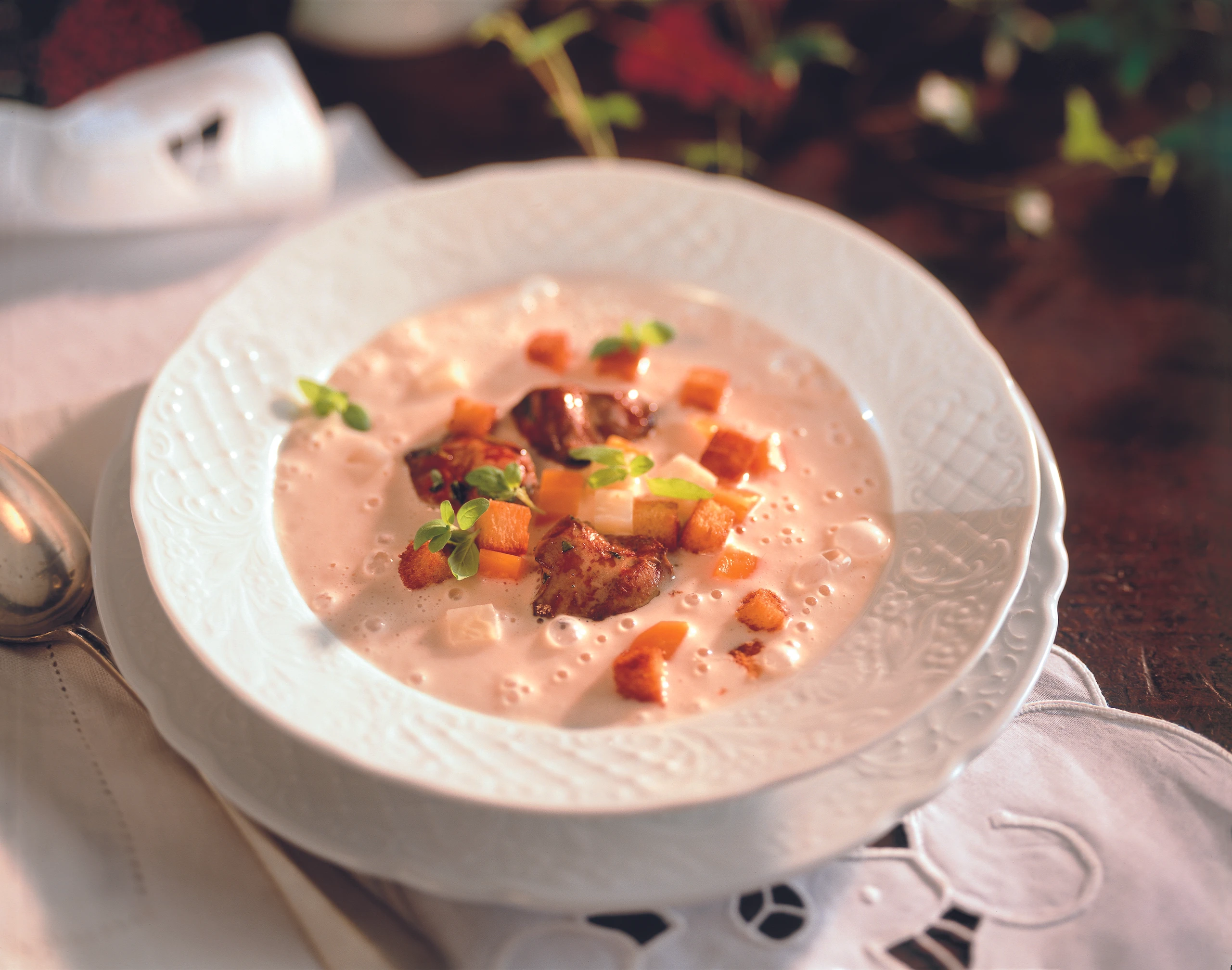 Cremige Wildfasansuppe