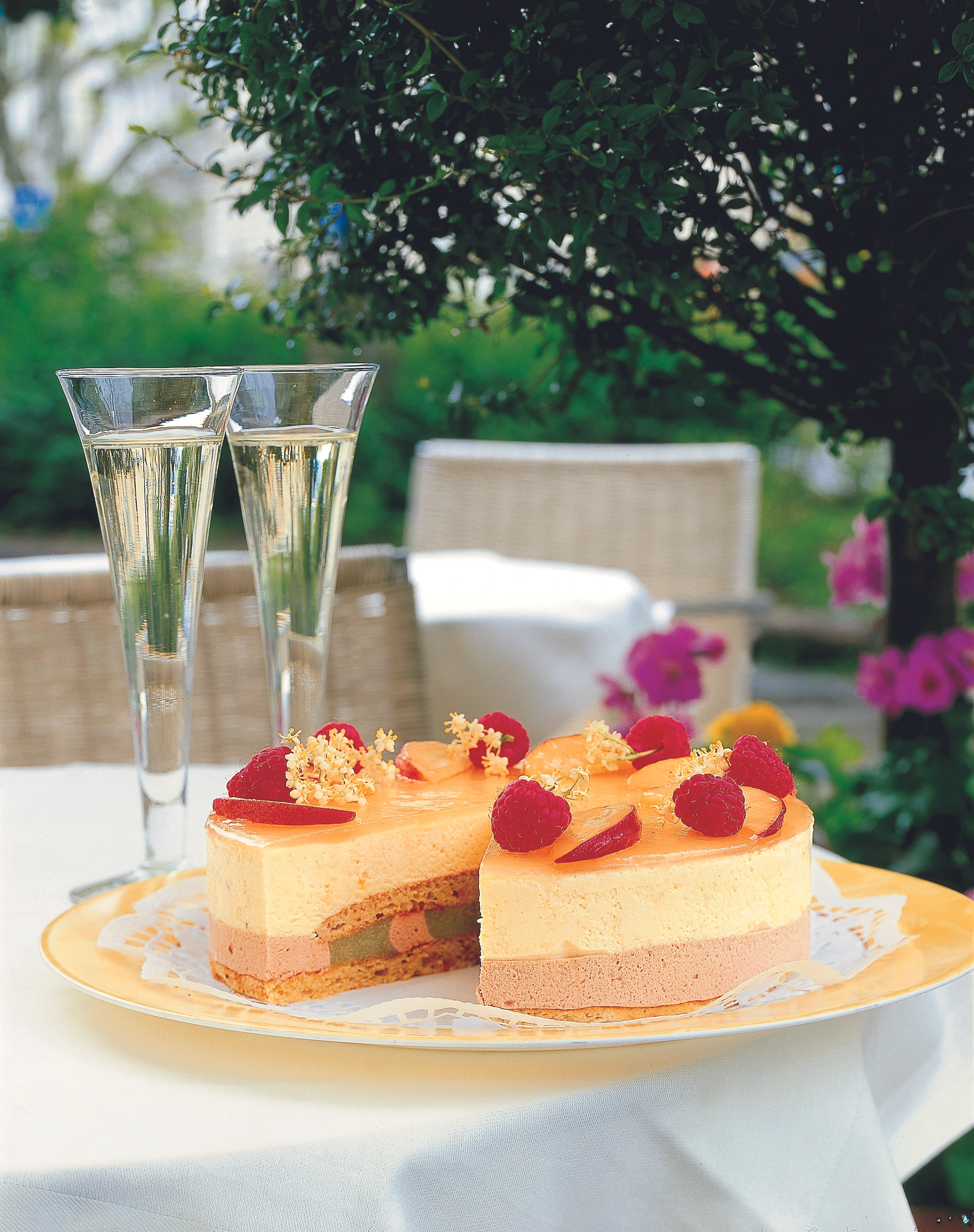 Pfirsichschaumtorte