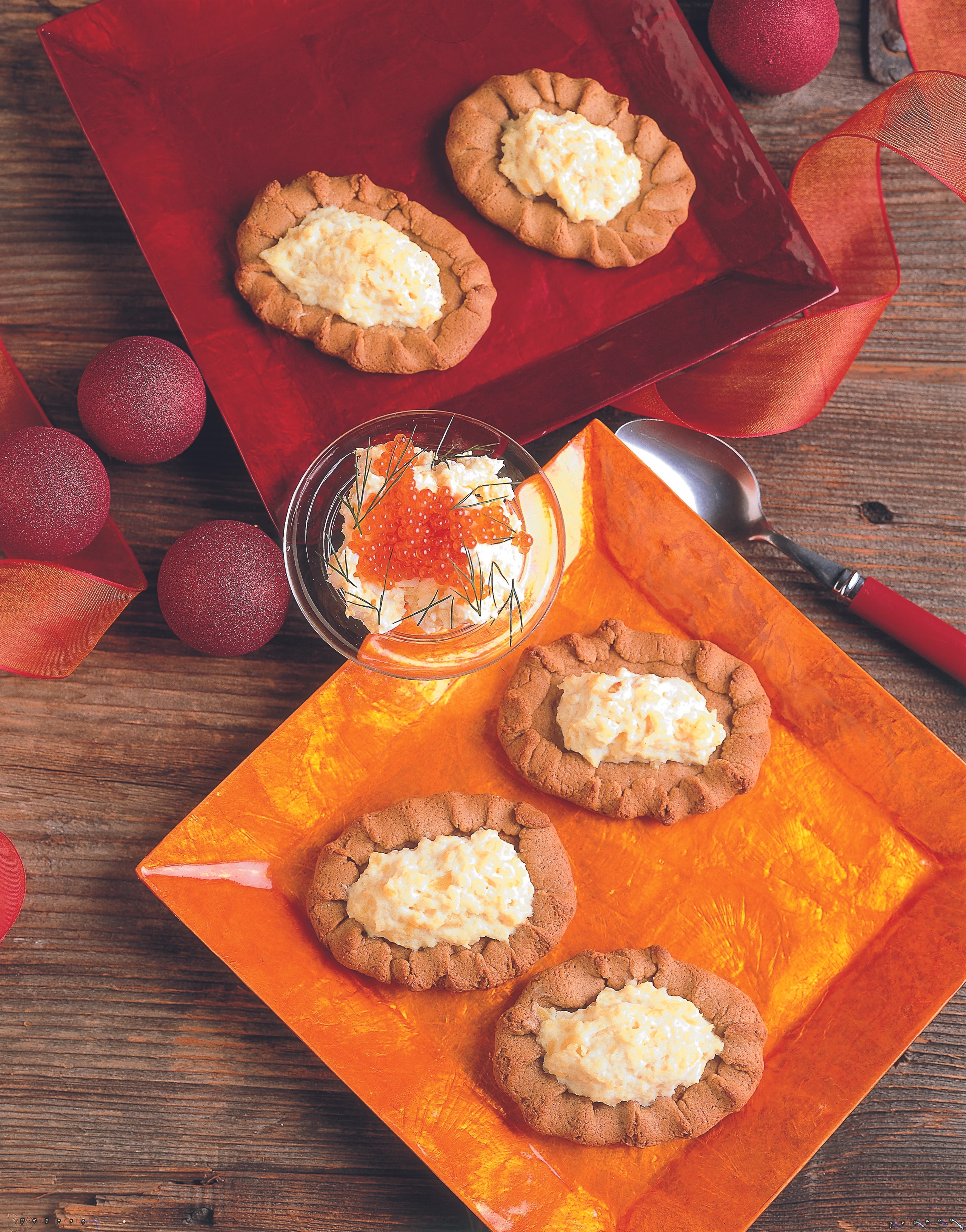 Karelische Pastetchen mit Butter