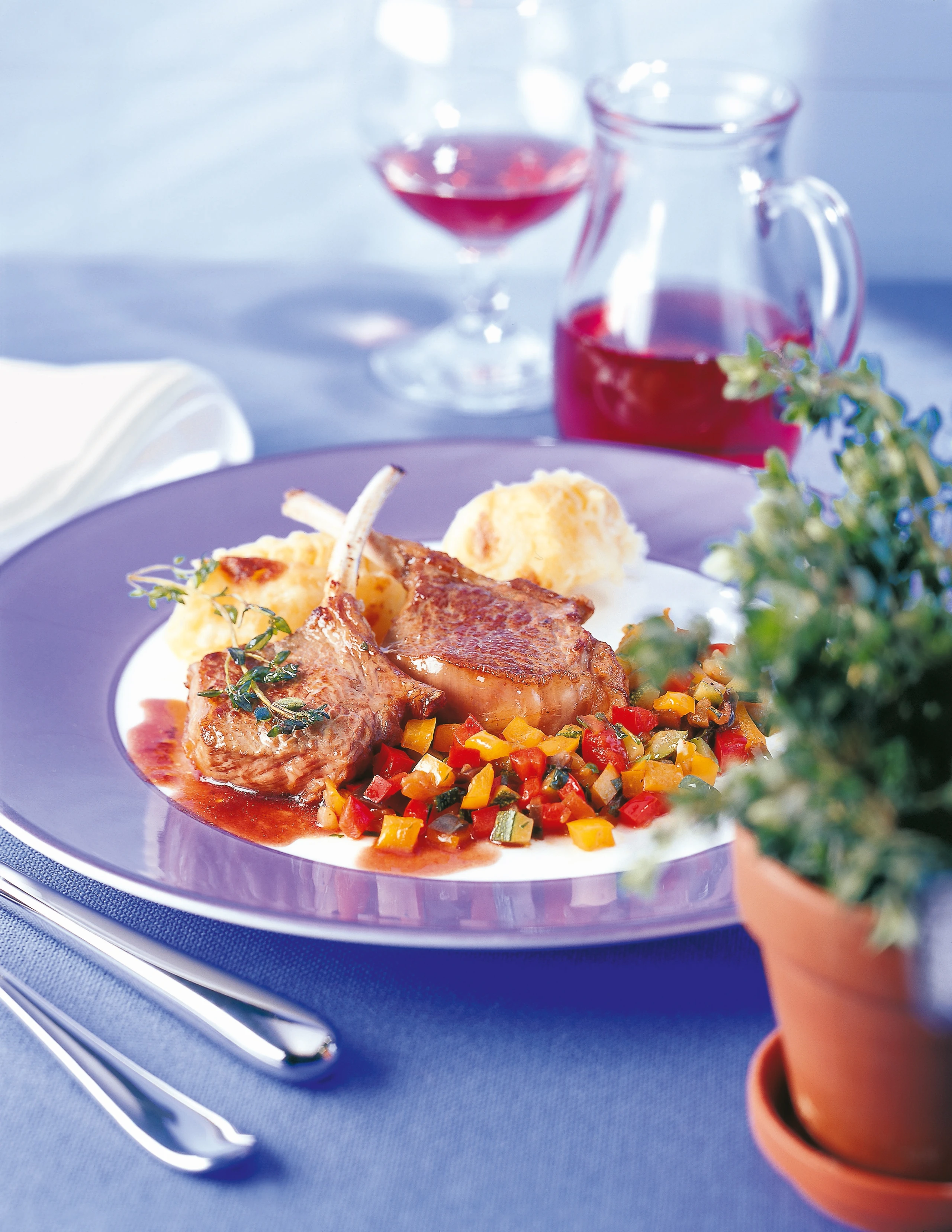 Lammkoteletts mit Senfsauce