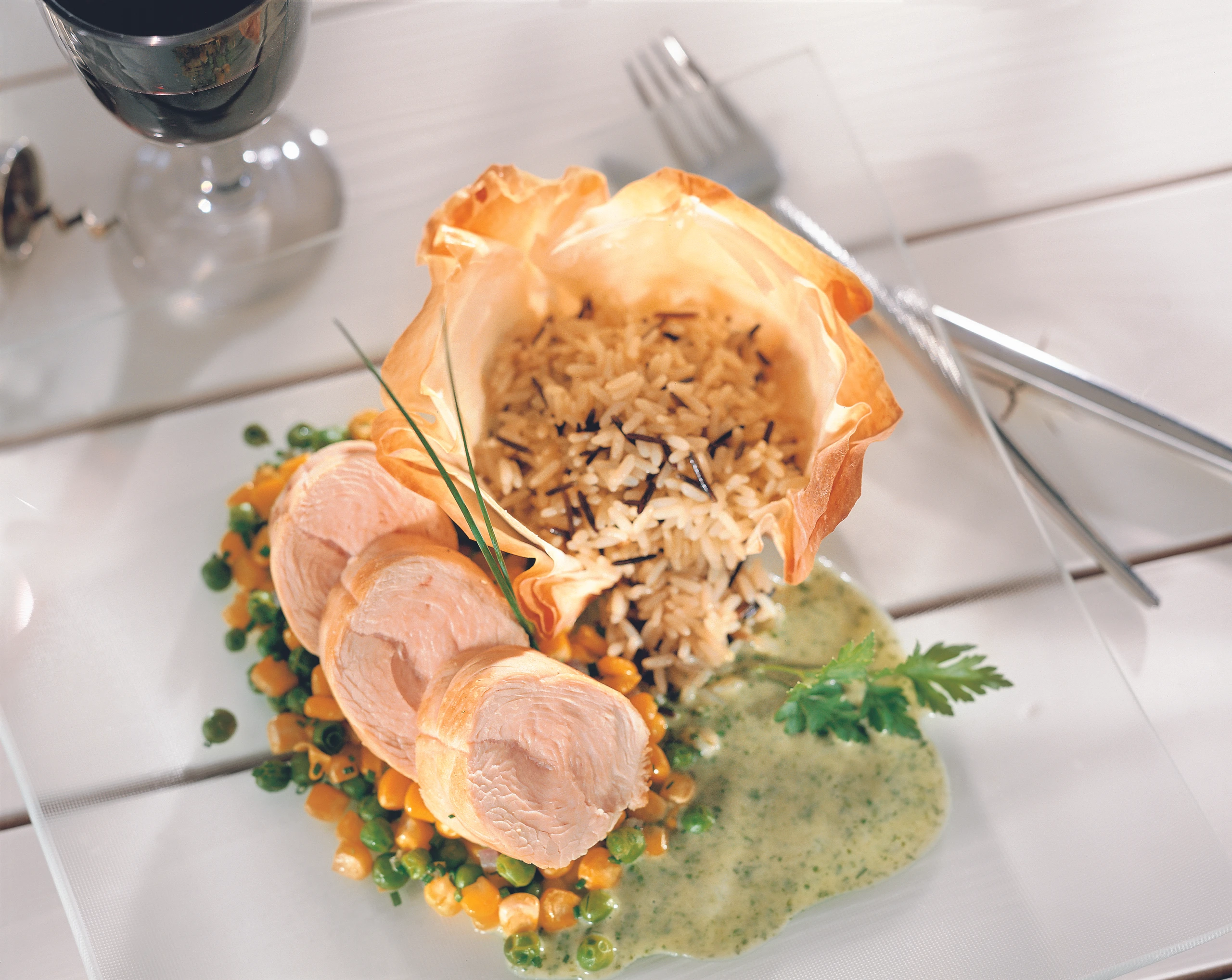 Truthahnbrust mit Petersil-Rahmsauce