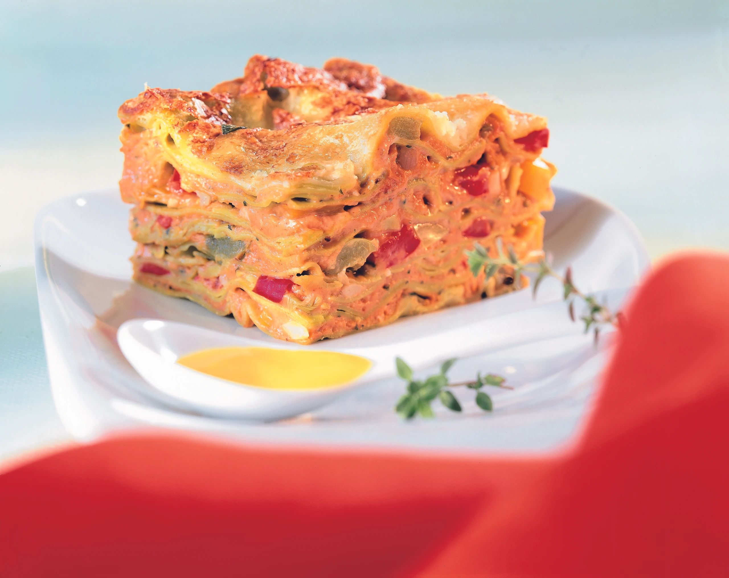 Gemüselasagne mit Frischkäse und Mozzarella