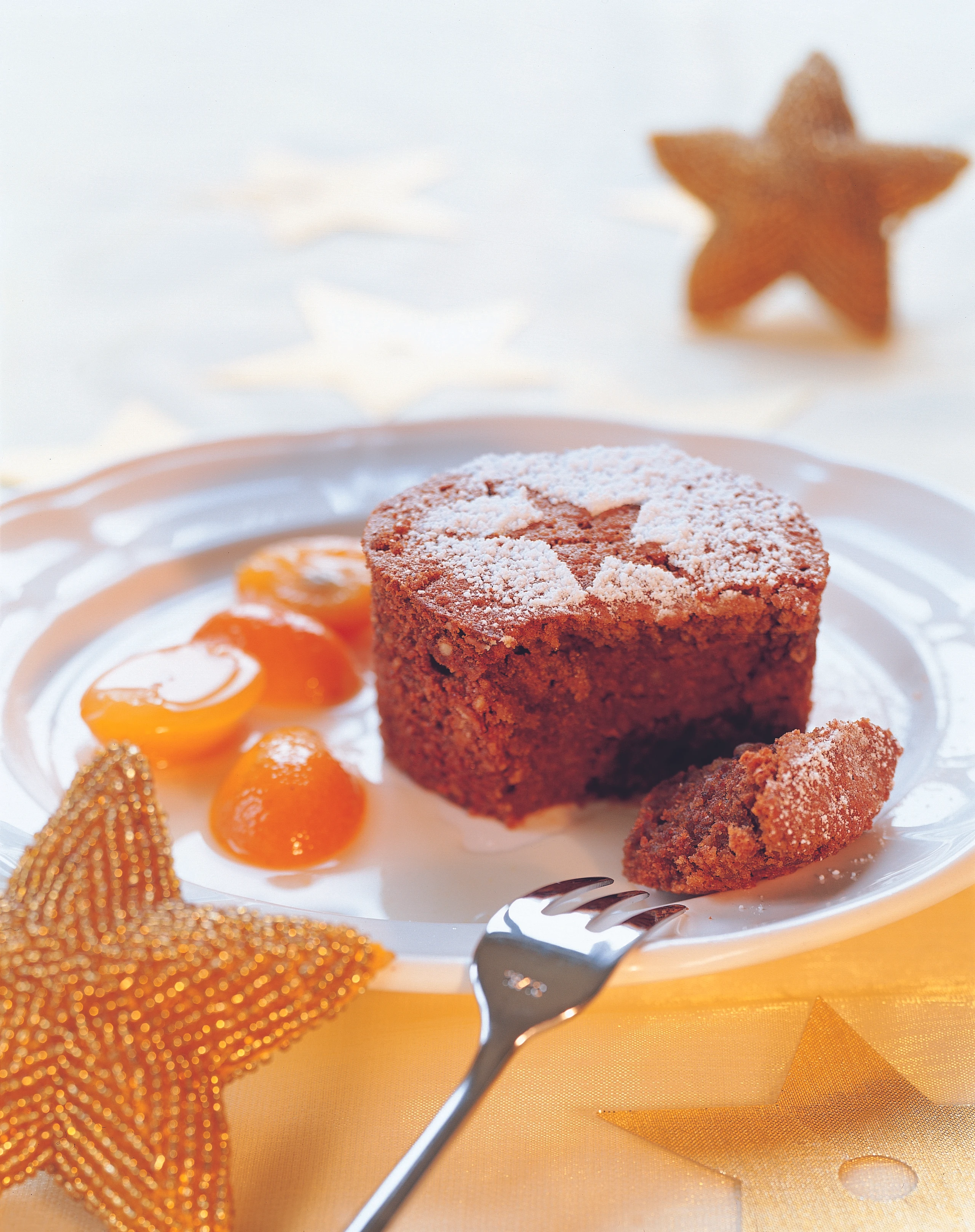 Lebkuchen-Mandelauflauf mit Kompott