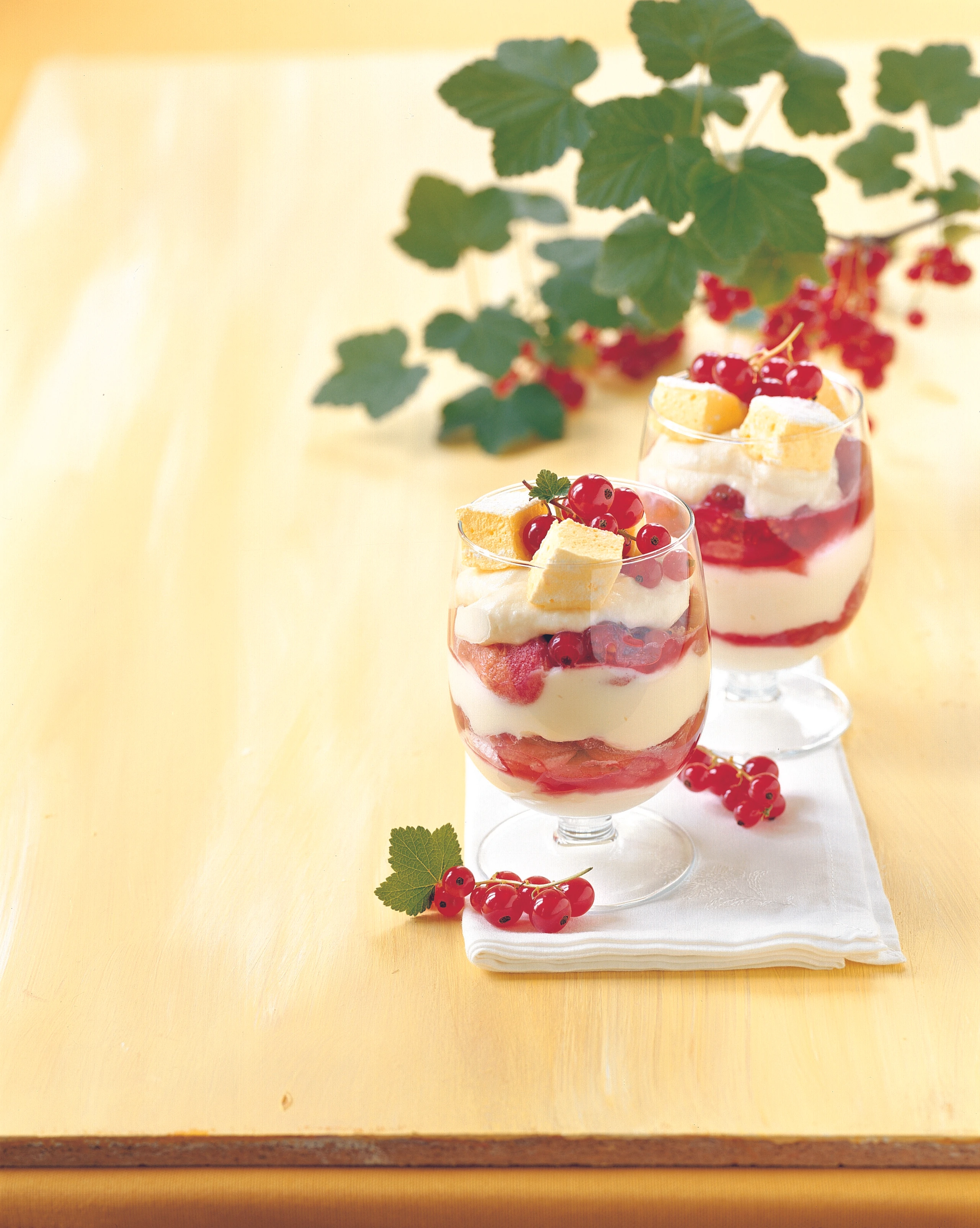 Ribisel-Tiramisu mit Marshmellows