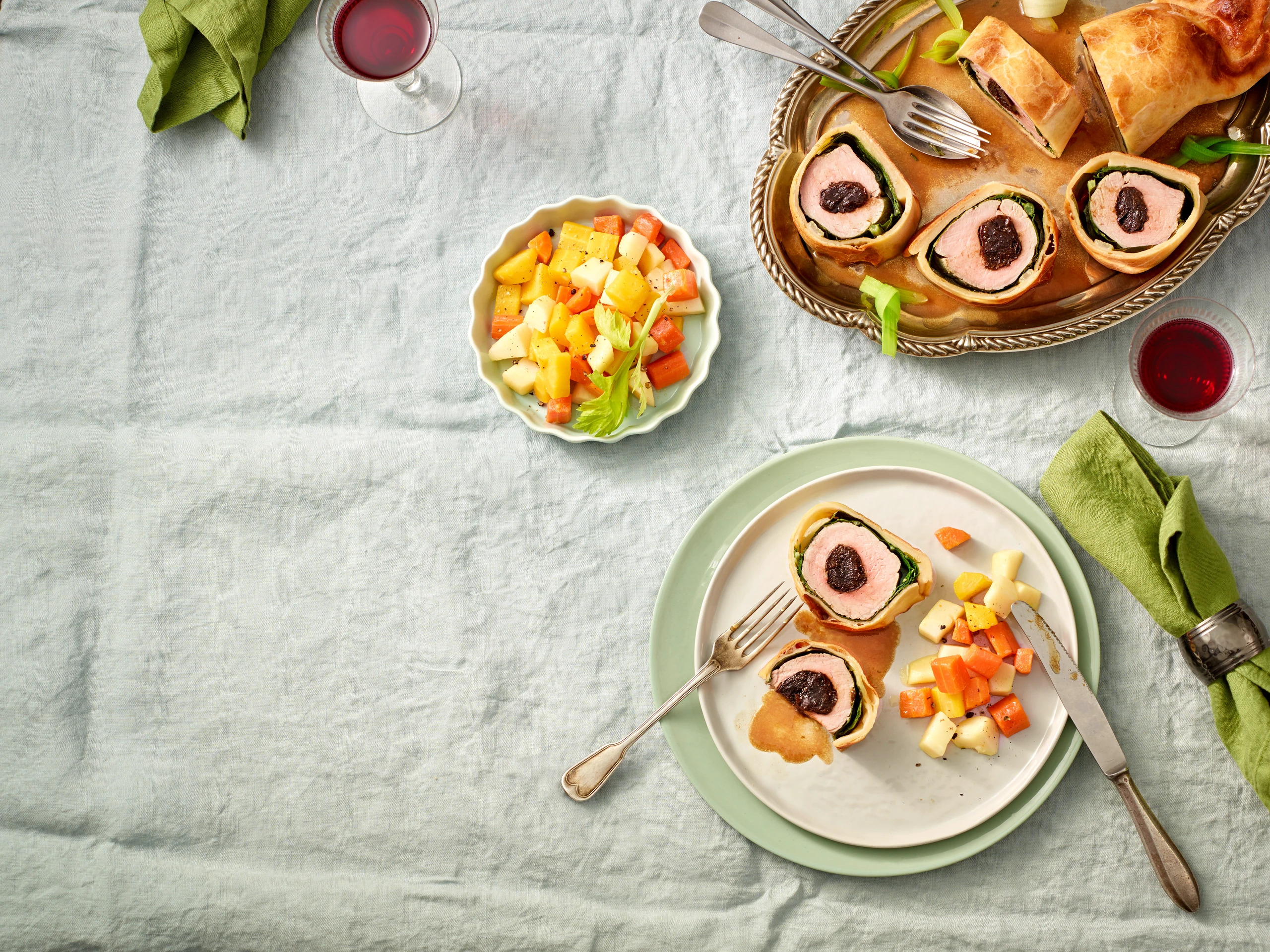 Kalbsfilet mit Zwetschken im Topfenteig