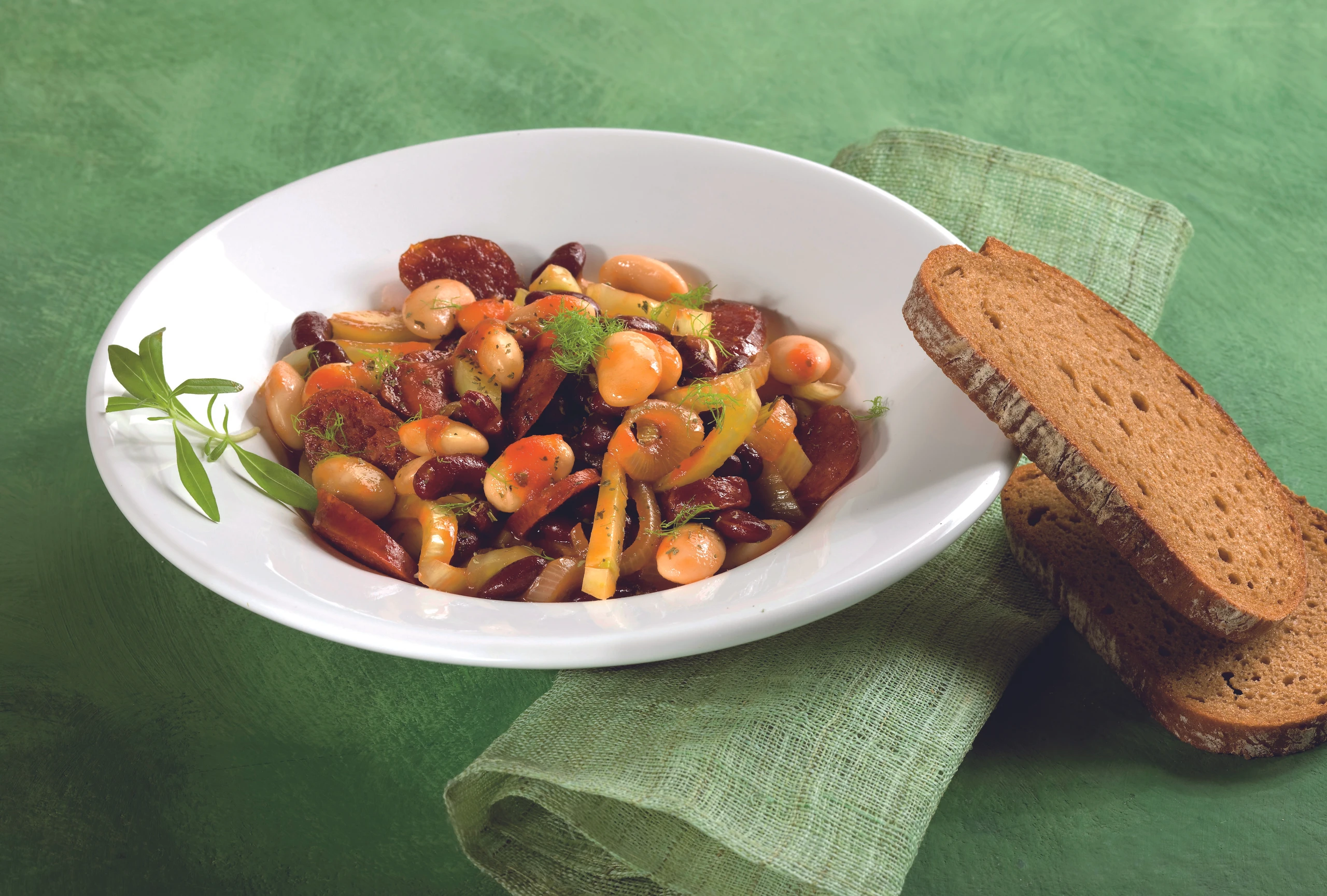 Scharfes Chorizo-Bohnengulasch