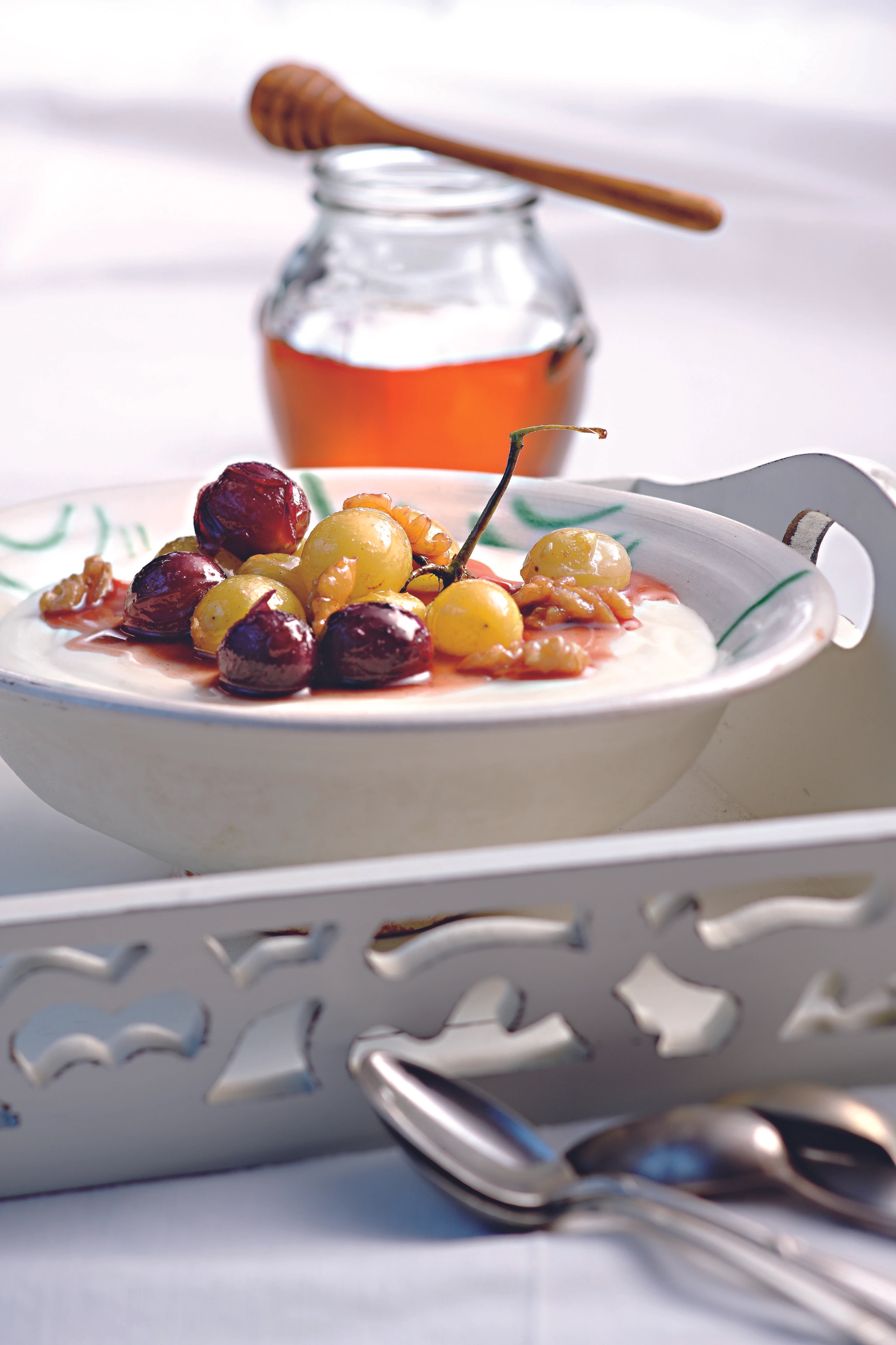 Joghurtmus mit Honigtrauben