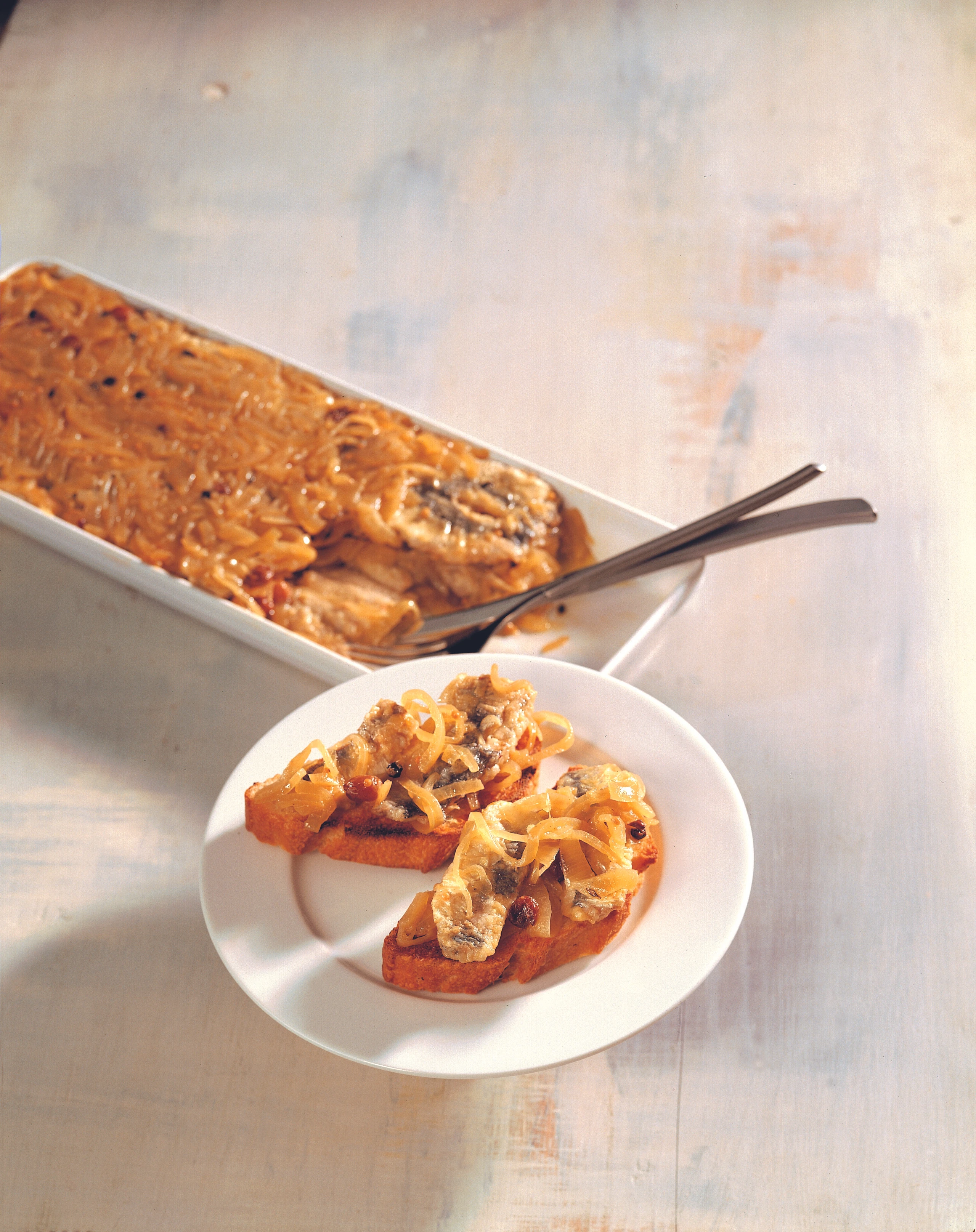 Marinierte Sardinen: Sarde in Saor