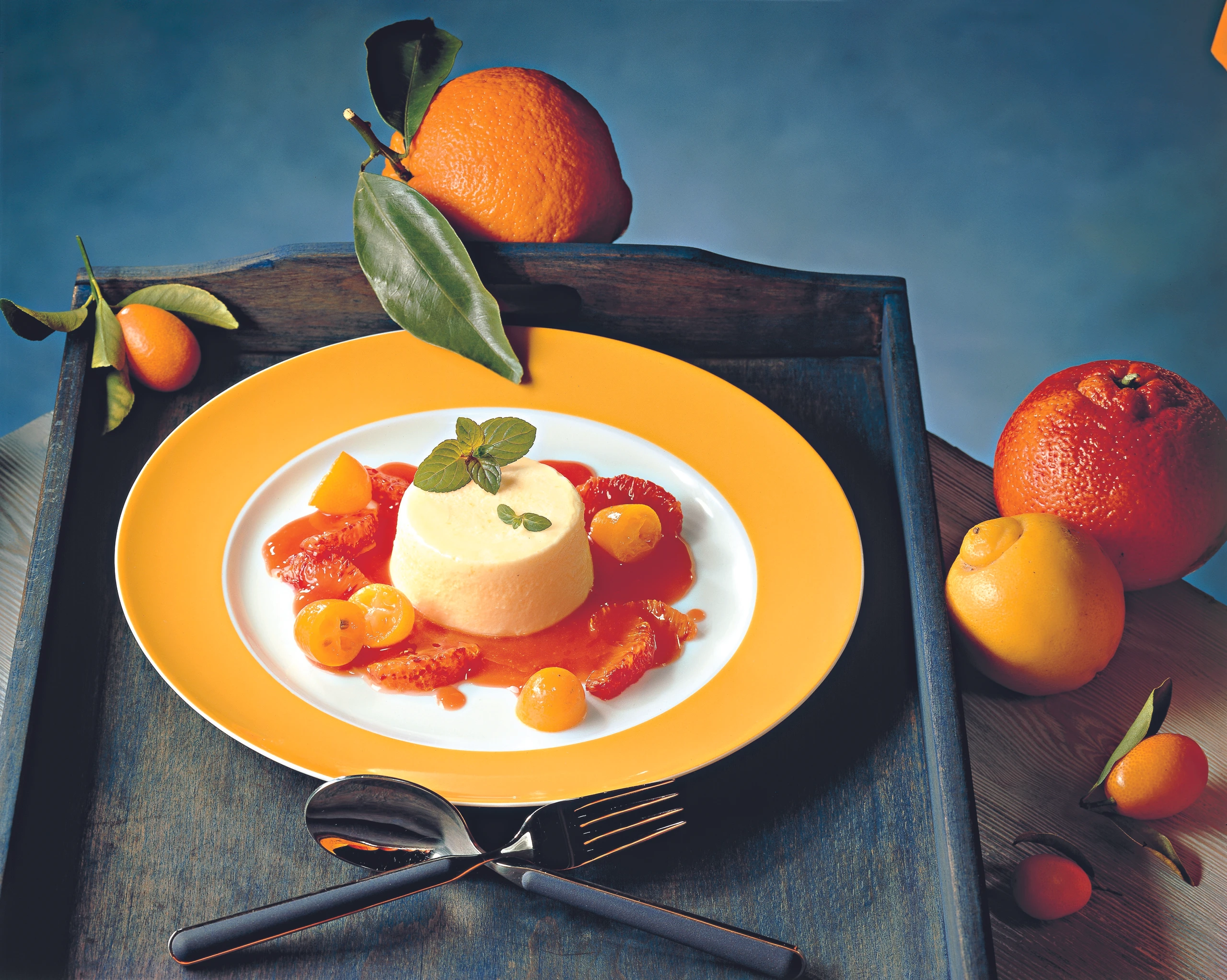Orangencreme mit Kumquat-Salat