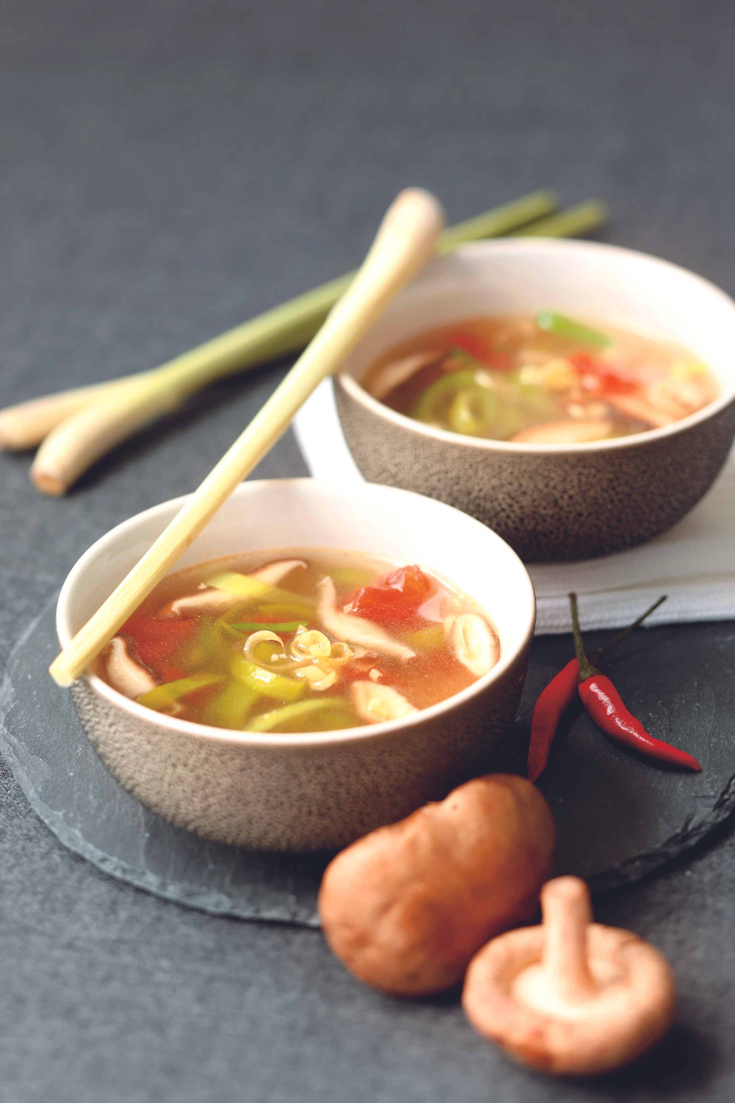 Asiatische Gemüsesuppe mit Zitronengras