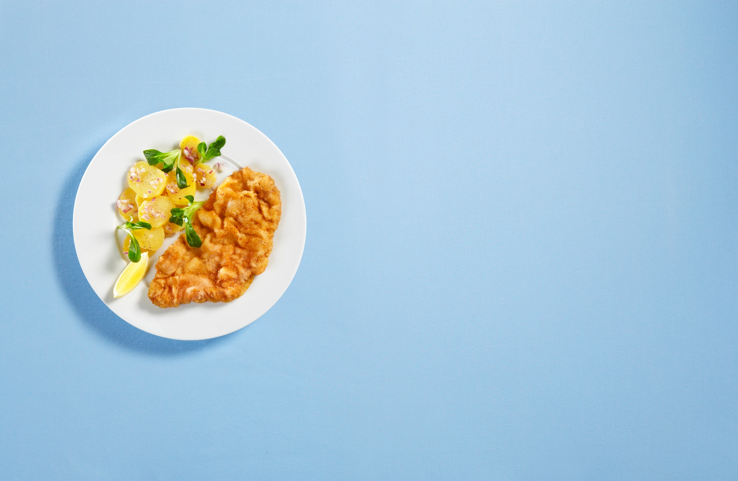 Wiener Schnitzel mit Erdäpfel-Vogerlsalat