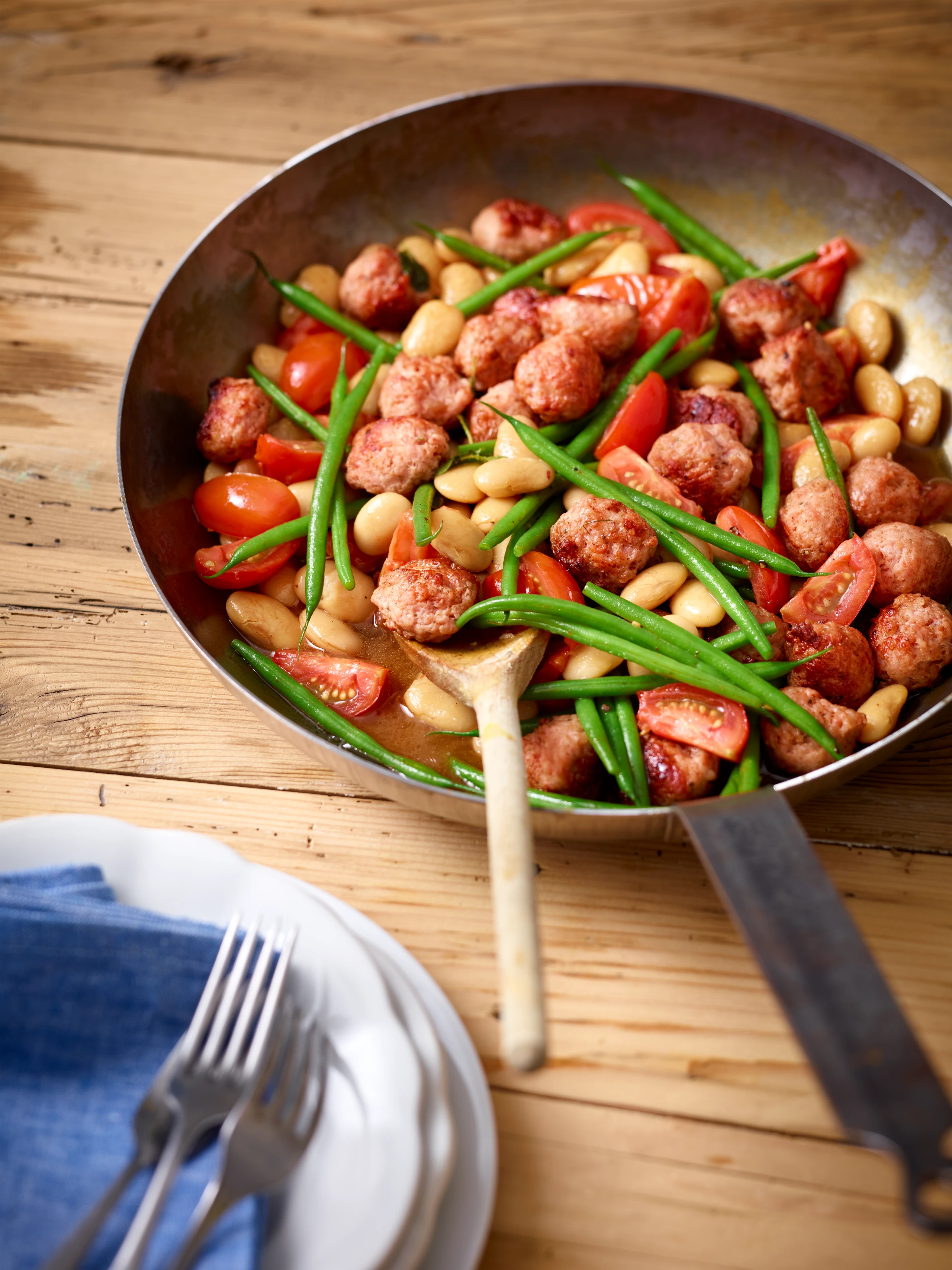 Italienische Gemüsepfanne mit Salsiccia