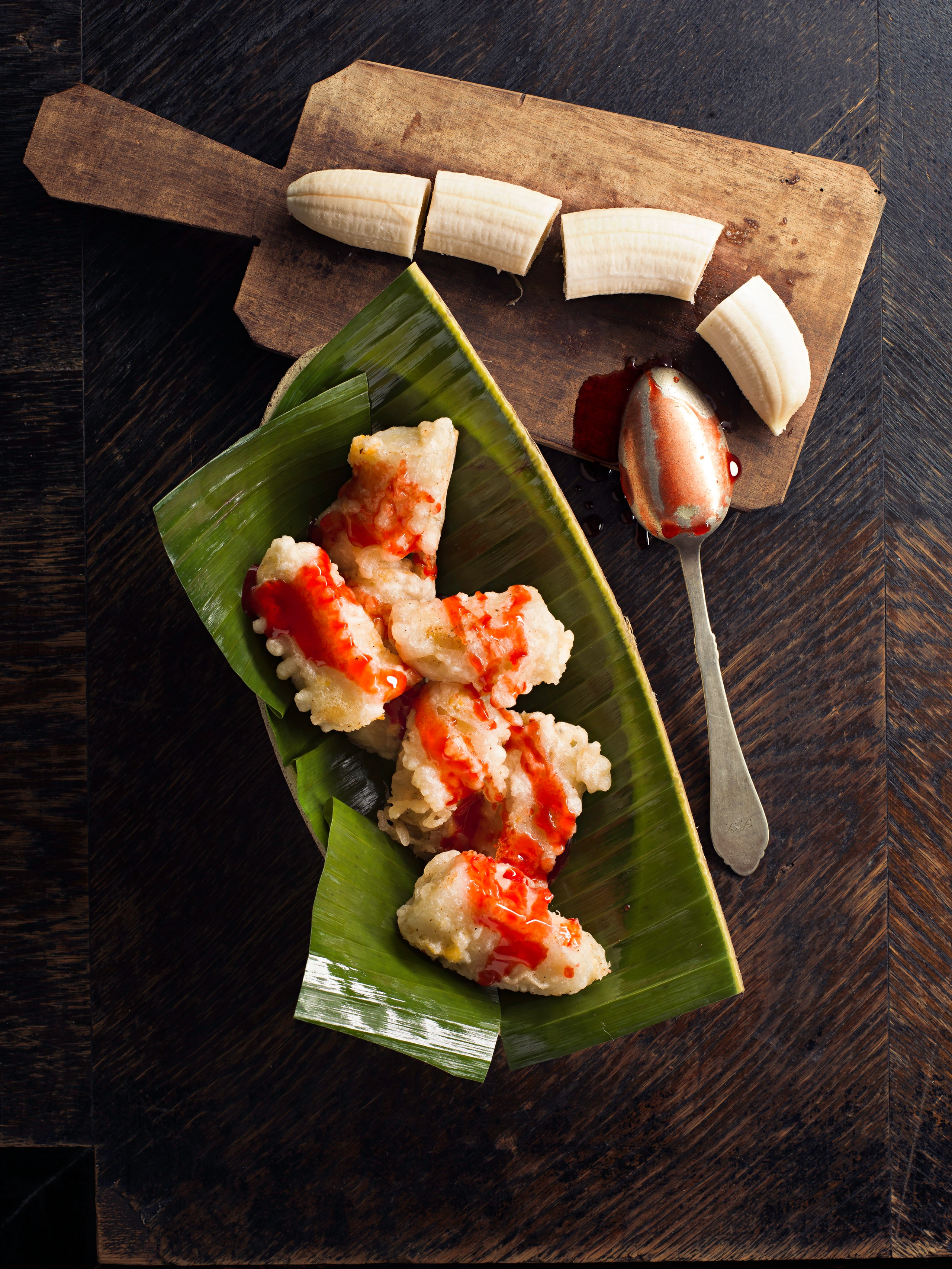 Bananen im Cornflakes-Backteig