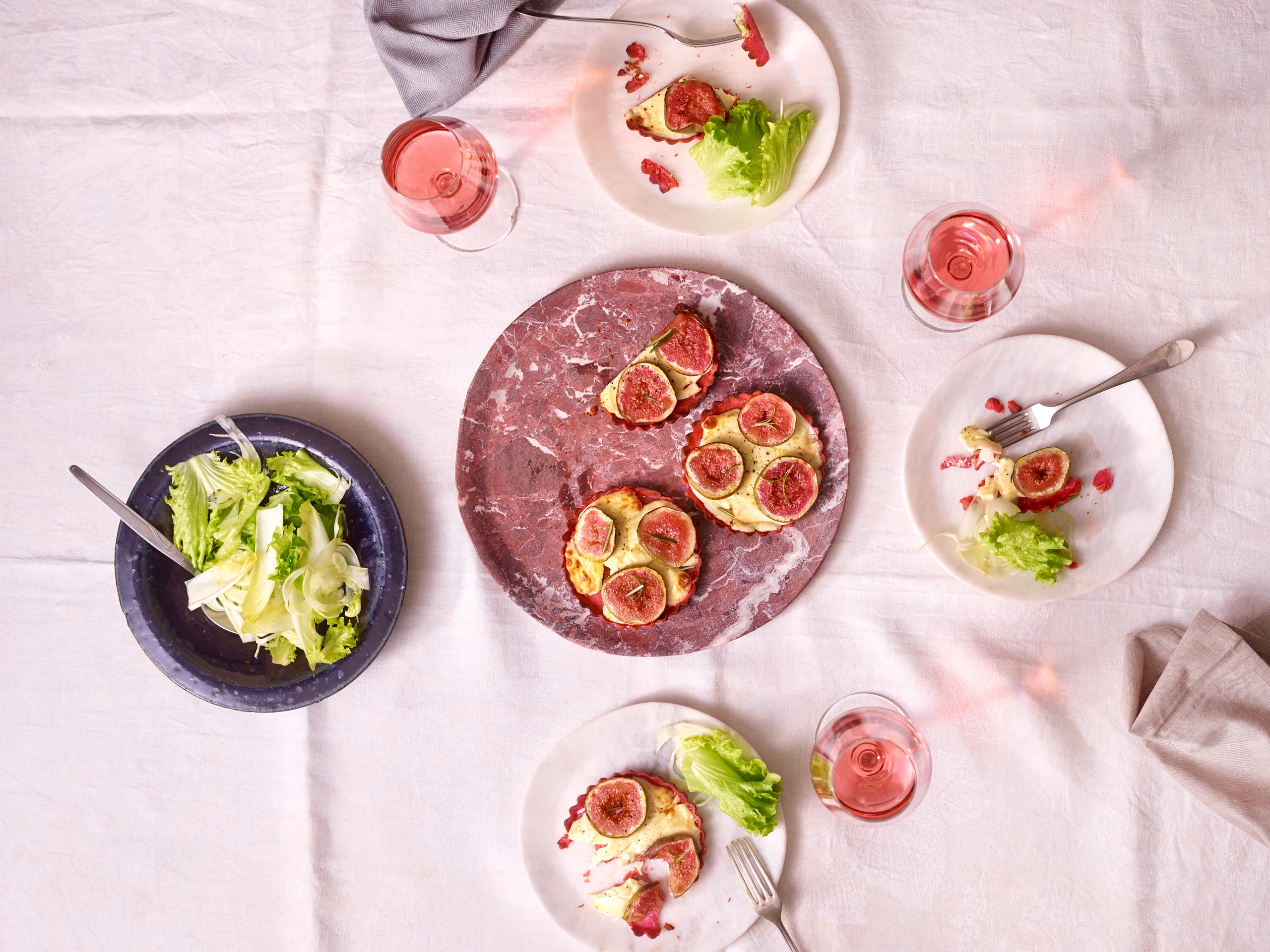 Feigen-Schafkäse-Quiche mit Rosmarin