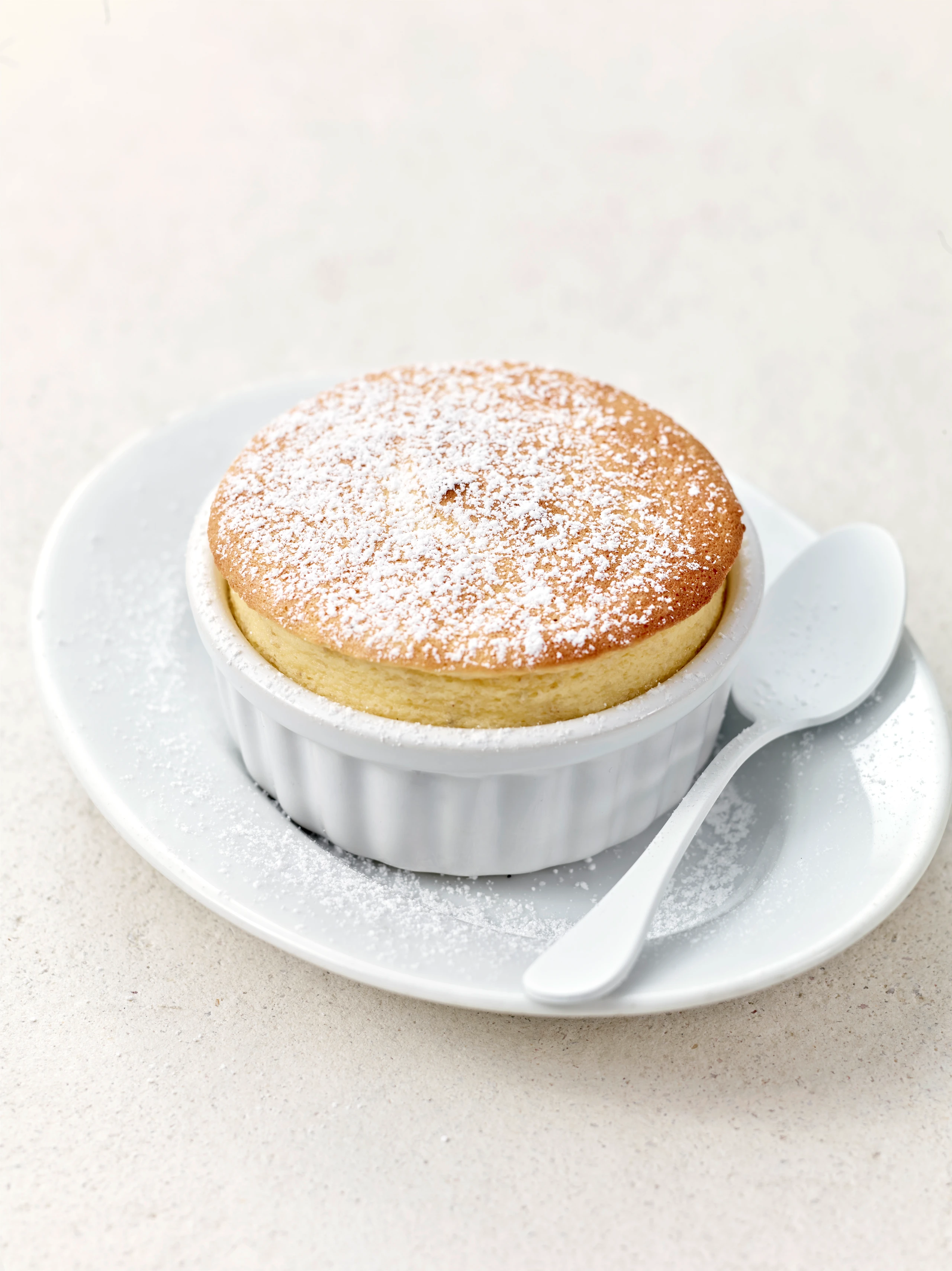 Topfensoufflé mit weißem Mohn