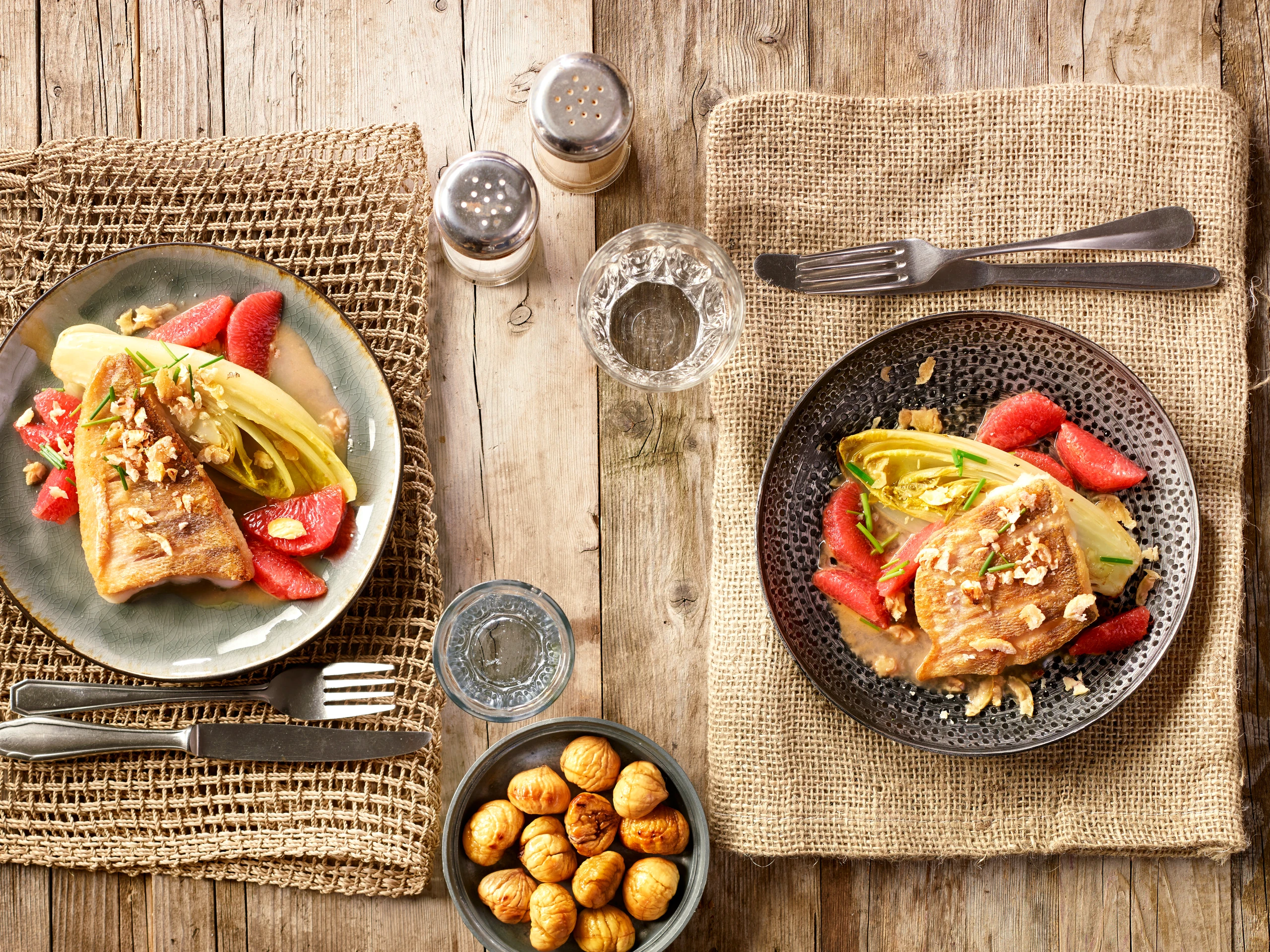Zanderfilet mit Maroni, Chicorée und Grapefruits