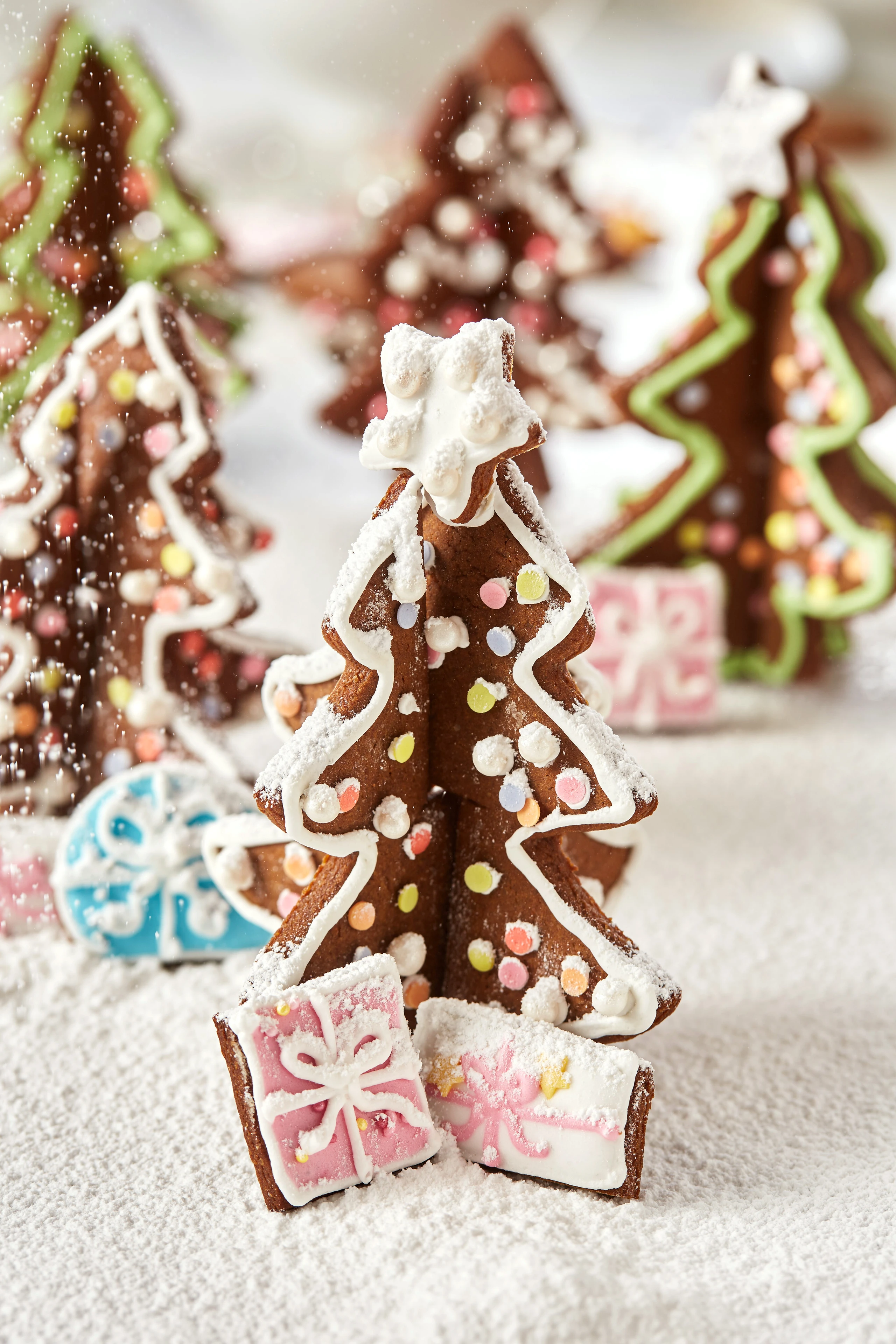 Bunte Christbäume